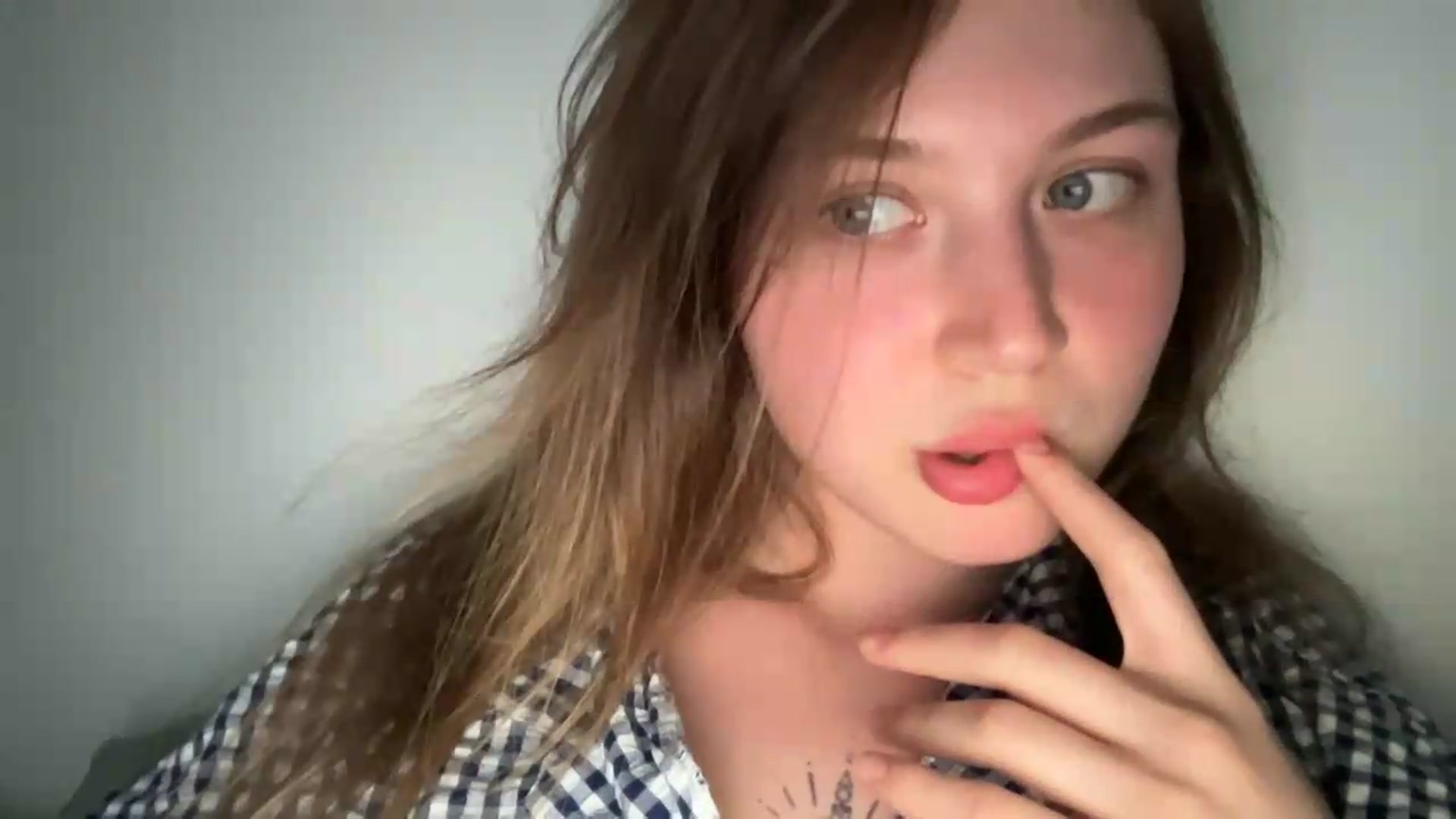 Gallery image thumbnail from BuckwheatLady's myfreecams stream on, 07/01/2026, 18:04 image 13 of 20