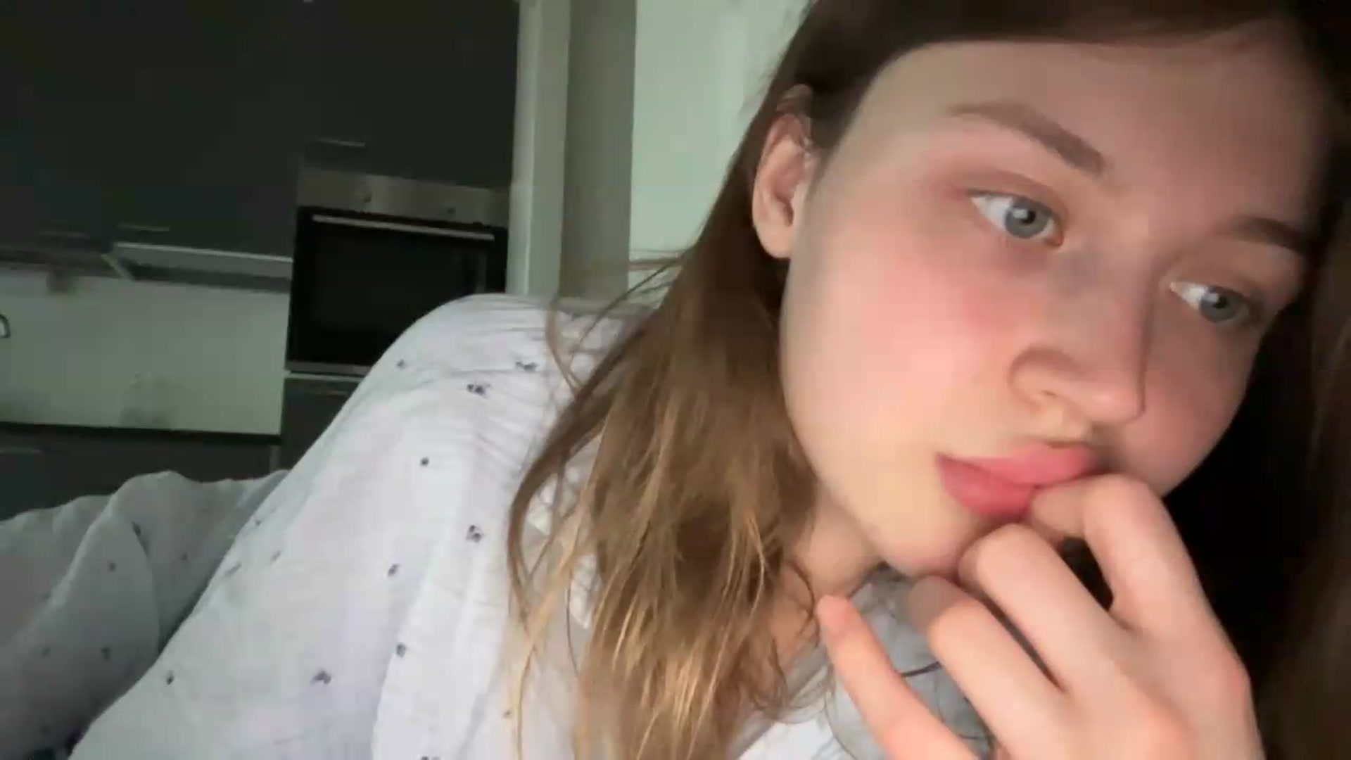 Gallery image thumbnail from BuckwheatLady's myfreecams stream on, 07/07/2026, 16:03 image 4 of 20
