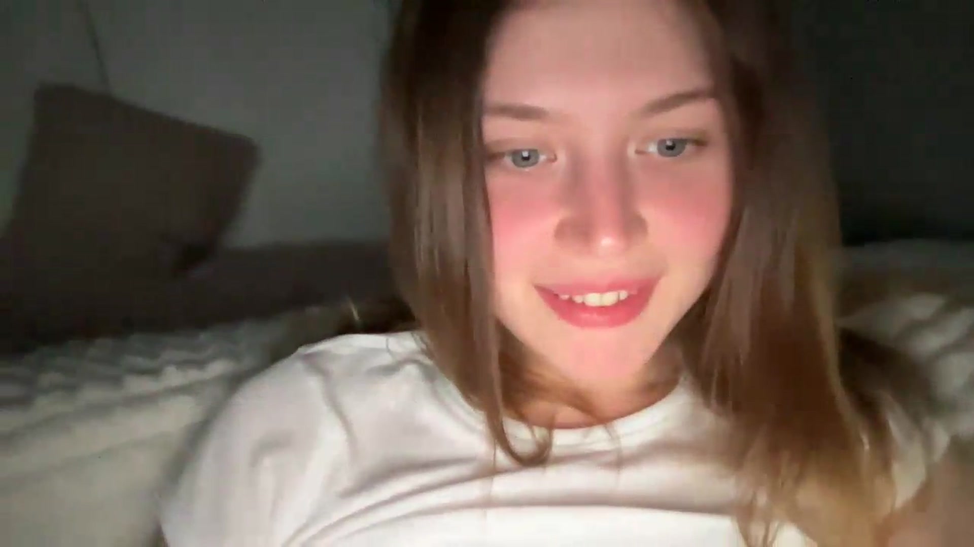 Gallery image thumbnail from BuckwheatLady's myfreecams stream on, 07/07/2026, 18:33 image 6 of 20