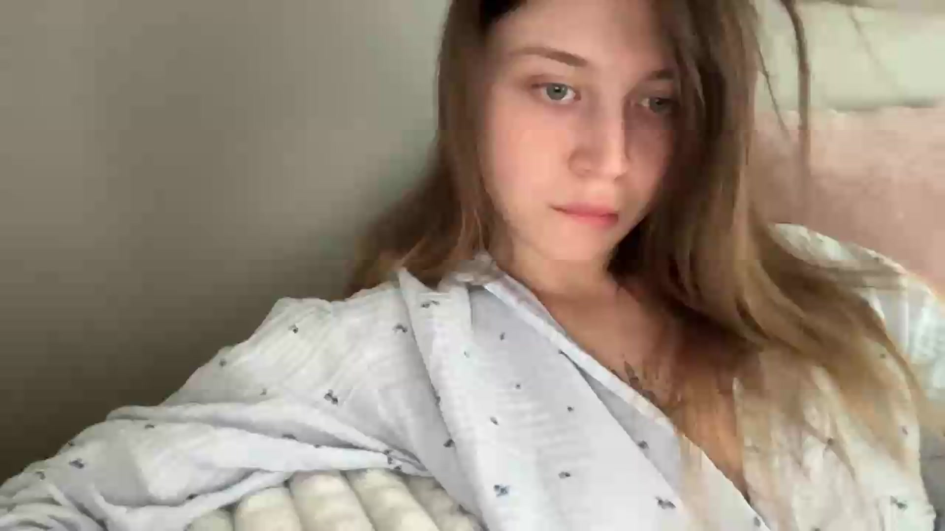 Gallery image thumbnail from BuckwheatLady's myfreecams stream on, 07/08/2026, 07:59 image 17 of 20