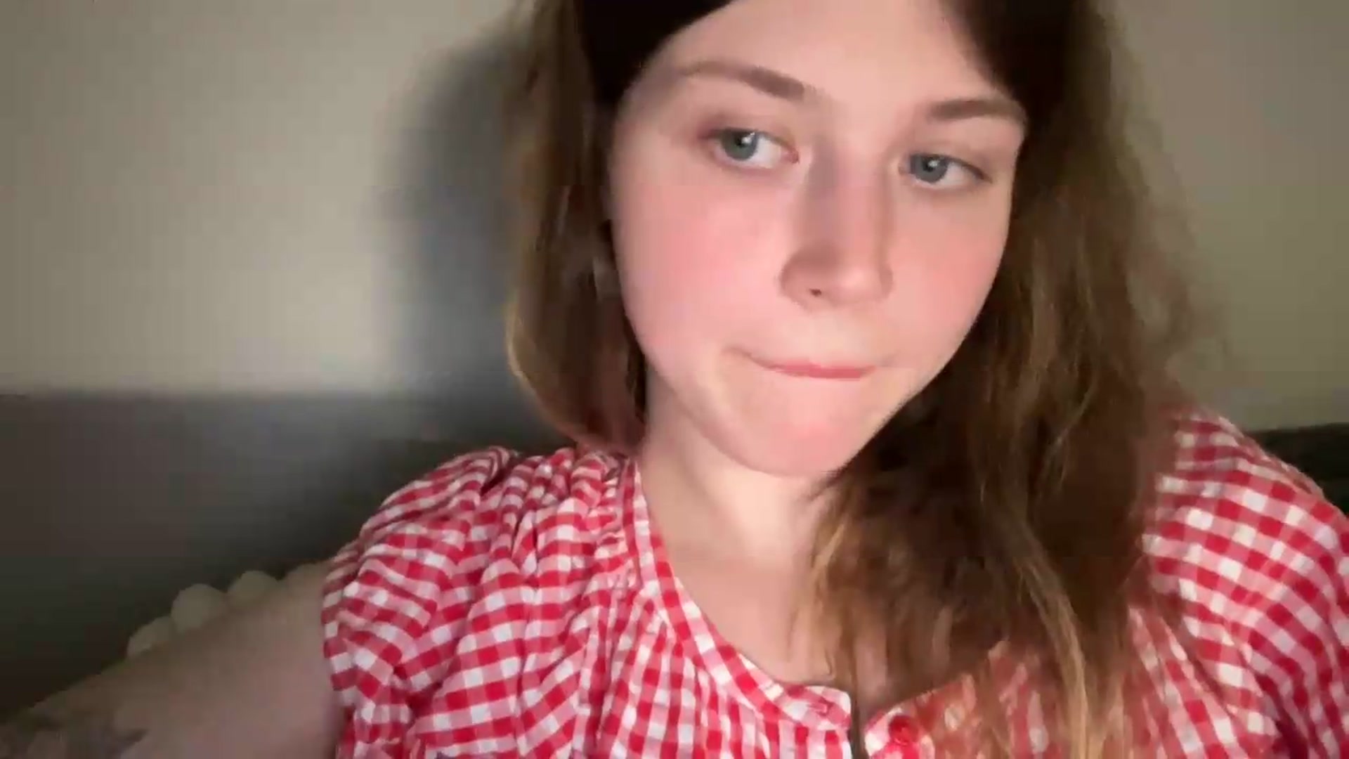 Gallery image thumbnail from BuckwheatLady's myfreecams stream on, 07/11/2026, 18:39 image 15 of 20