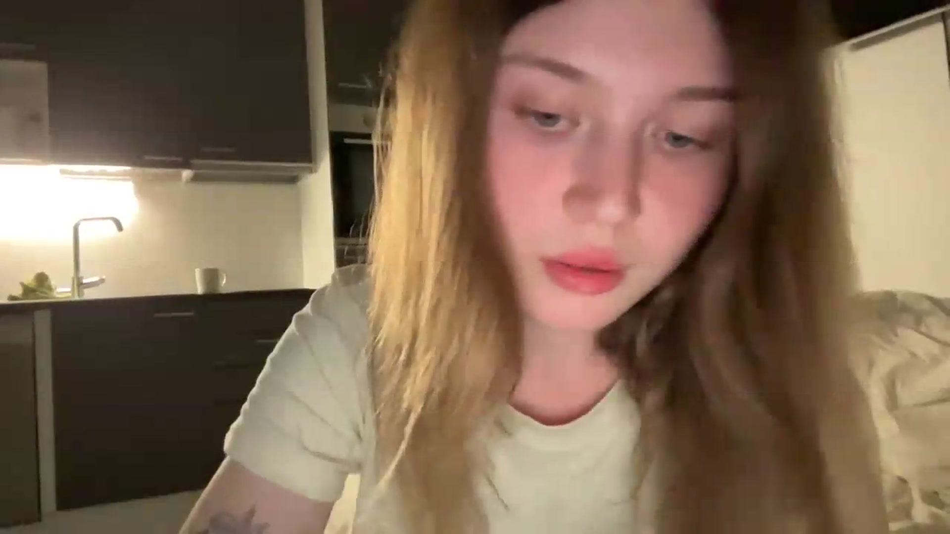 Gallery image thumbnail from BuckwheatLady's myfreecams stream on, 07/13/2026, 18:50 image 18 of 20