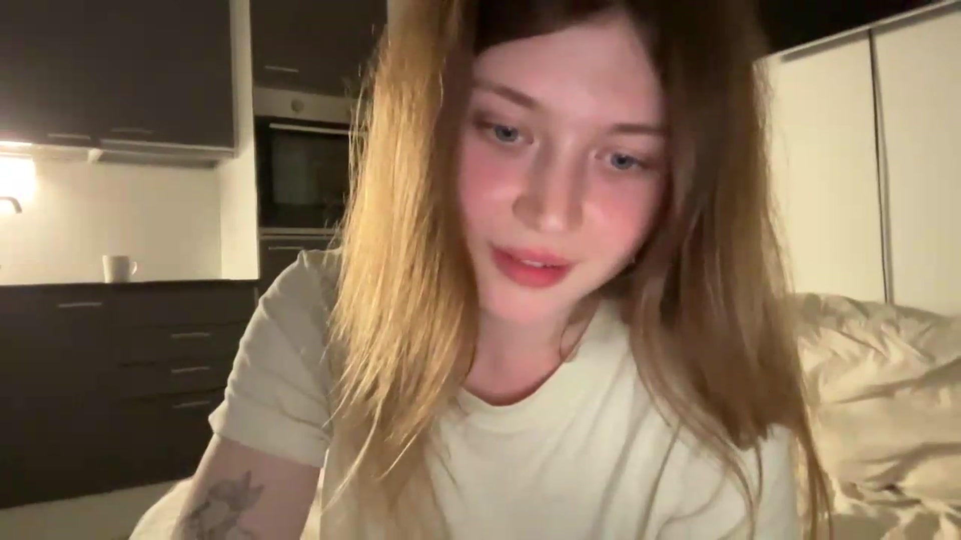 Gallery image thumbnail from BuckwheatLady's myfreecams stream on, 07/13/2026, 18:50 image 19 of 20
