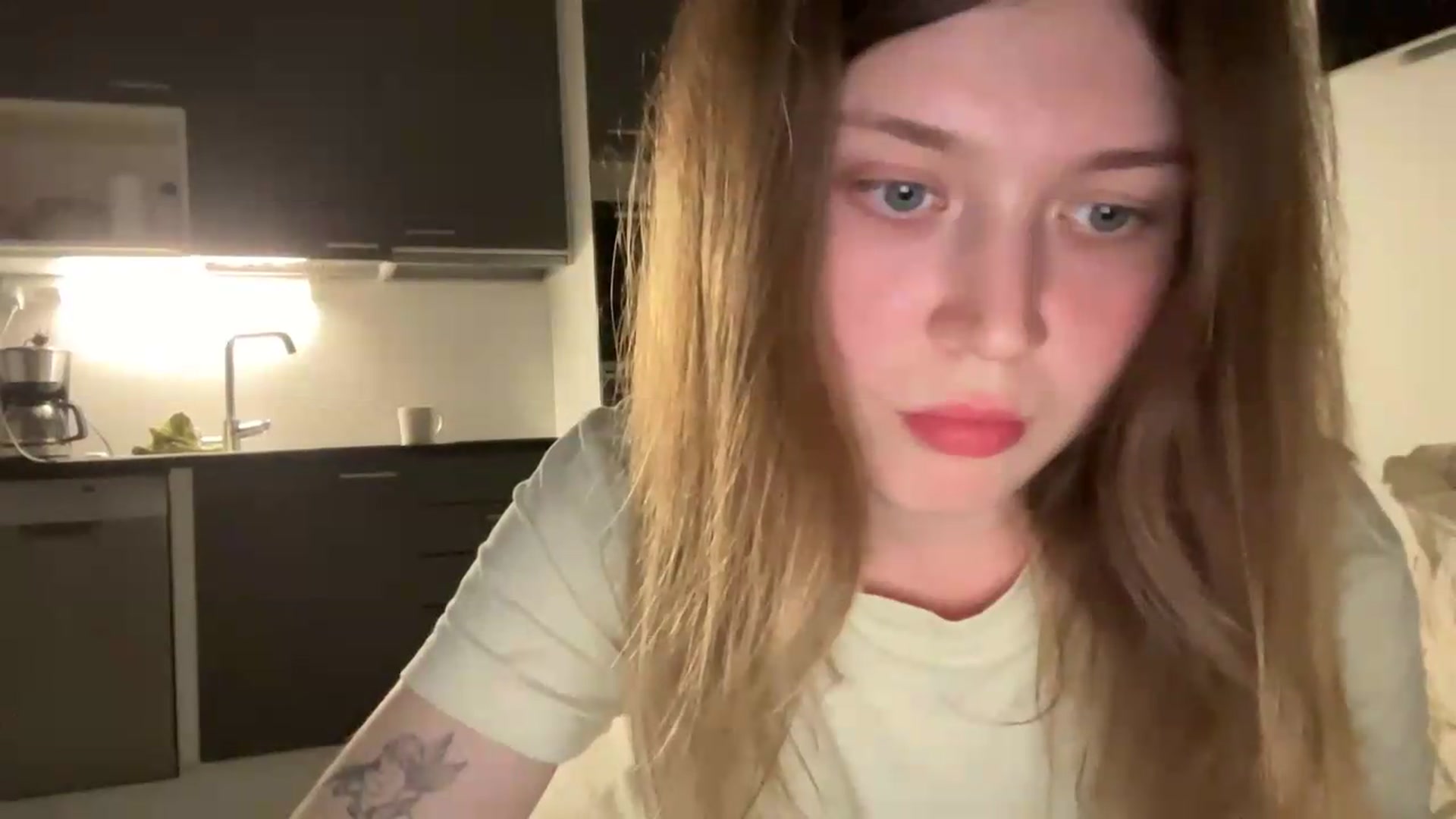 Gallery image thumbnail from BuckwheatLady's myfreecams stream on, 07/13/2026, 18:50 image 15 of 20