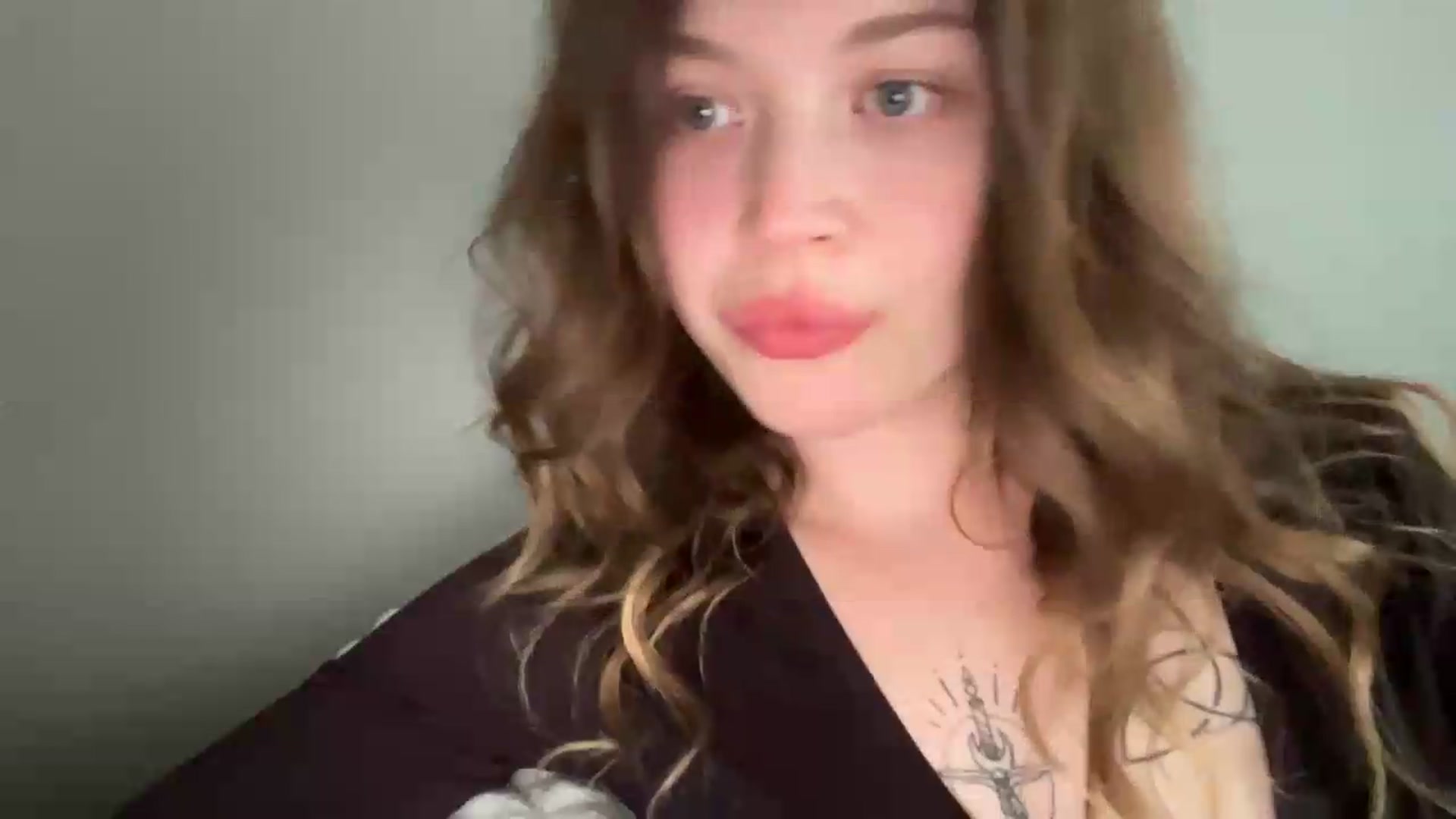 Gallery image thumbnail from BuckwheatLady's myfreecams stream on, 07/16/2026, 16:43 image 3 of 20