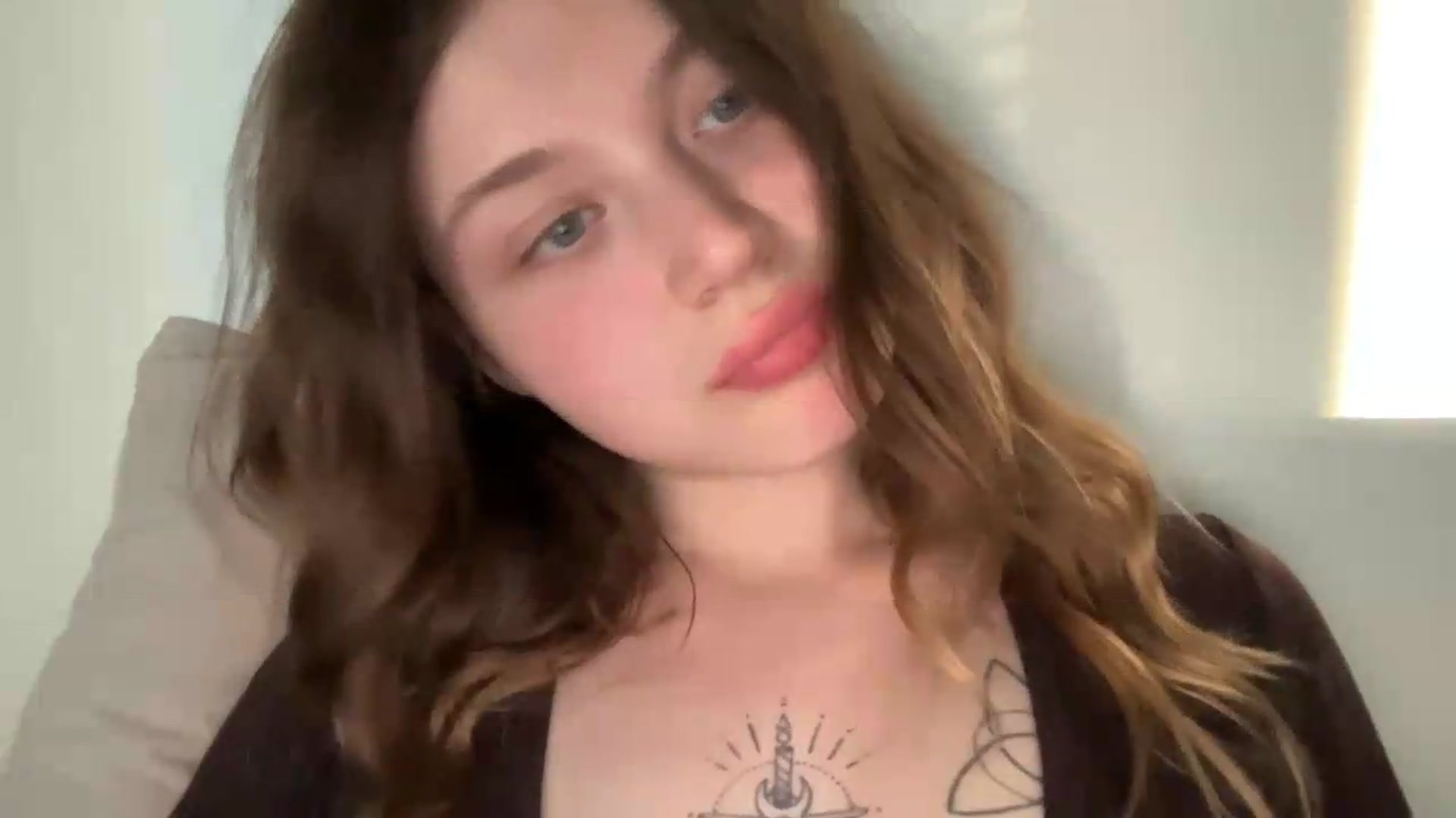 Gallery image thumbnail from BuckwheatLady's myfreecams stream on, 07/16/2026, 18:01 image 5 of 20
