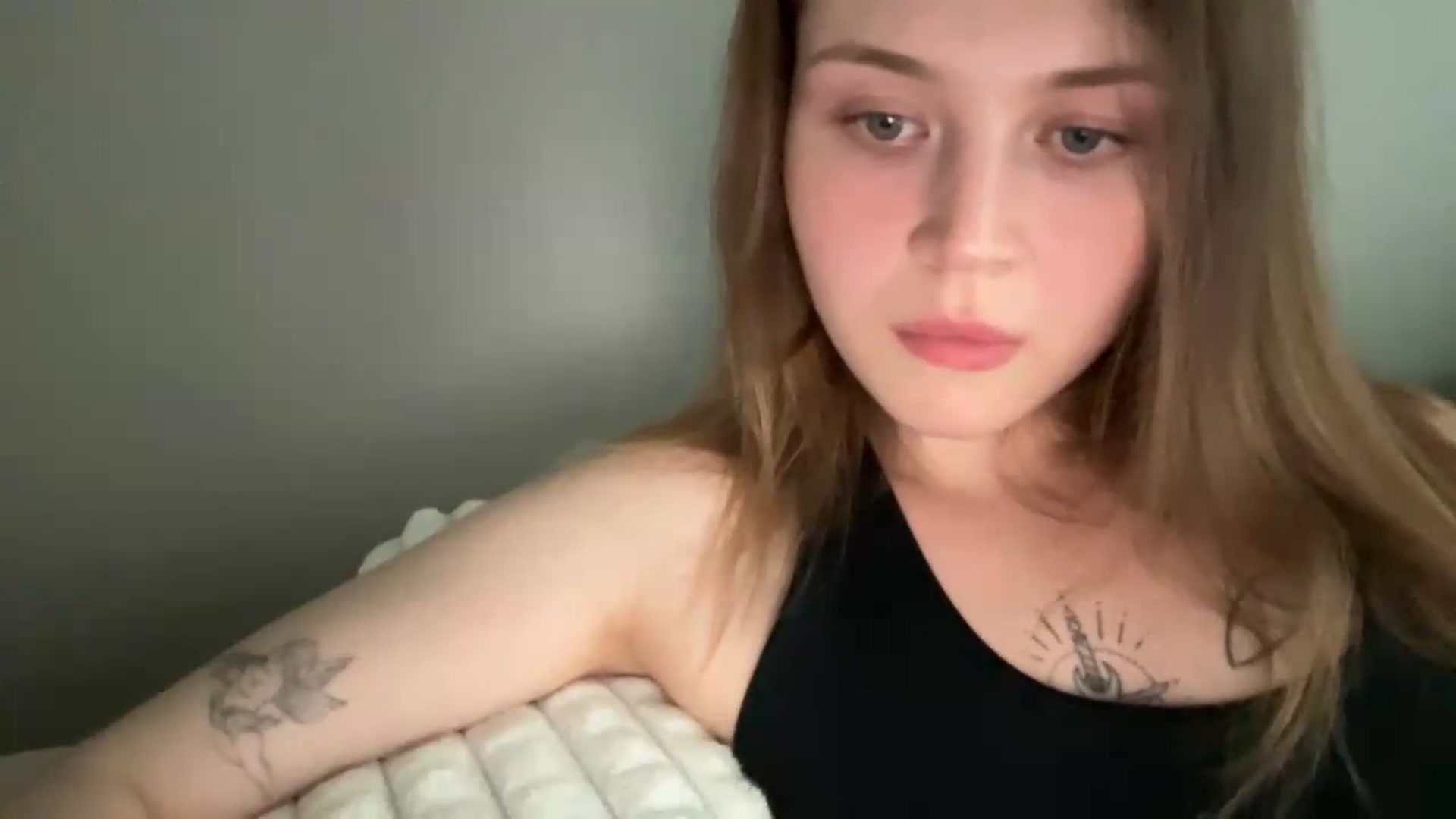 Gallery image thumbnail from BuckwheatLady's myfreecams stream on, 07/17/2026, 16:57 image 18 of 20