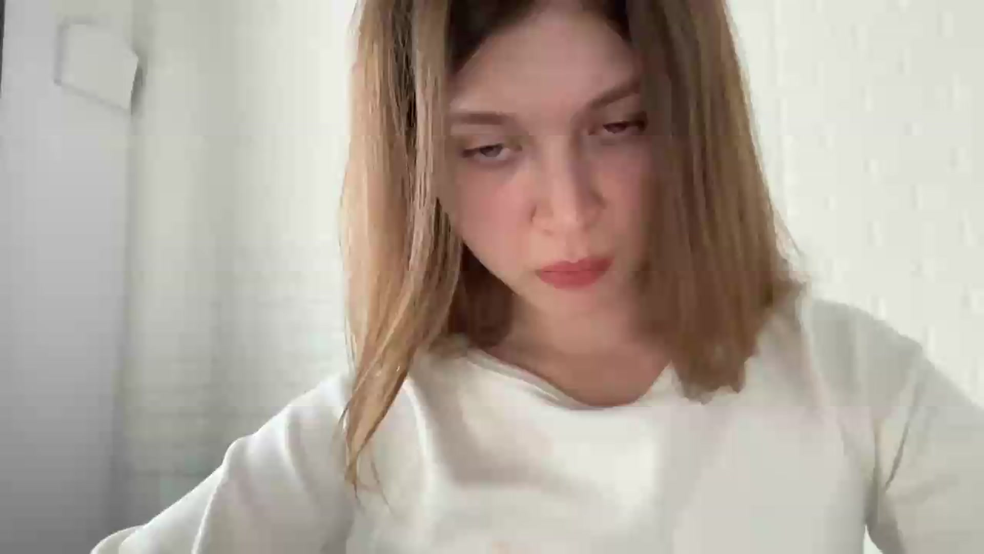 Gallery image thumbnail from BuckwheatLady's myfreecams stream on, 07/19/2026, 16:28 image 1 of 20