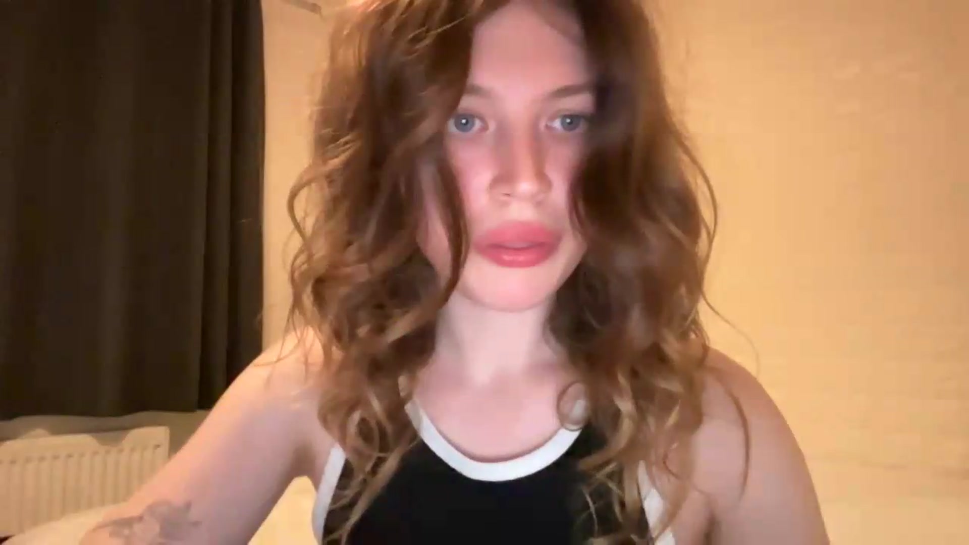 Gallery image thumbnail from BuckwheatLady's myfreecams stream on, 07/20/2026, 21:53 image 3 of 20