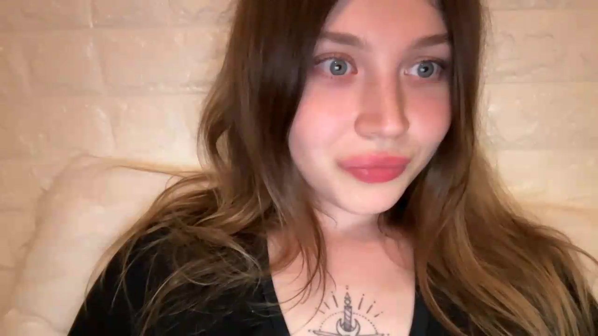 Gallery image thumbnail from BuckwheatLady's myfreecams stream on, 07/21/2026, 21:39 image 4 of 20