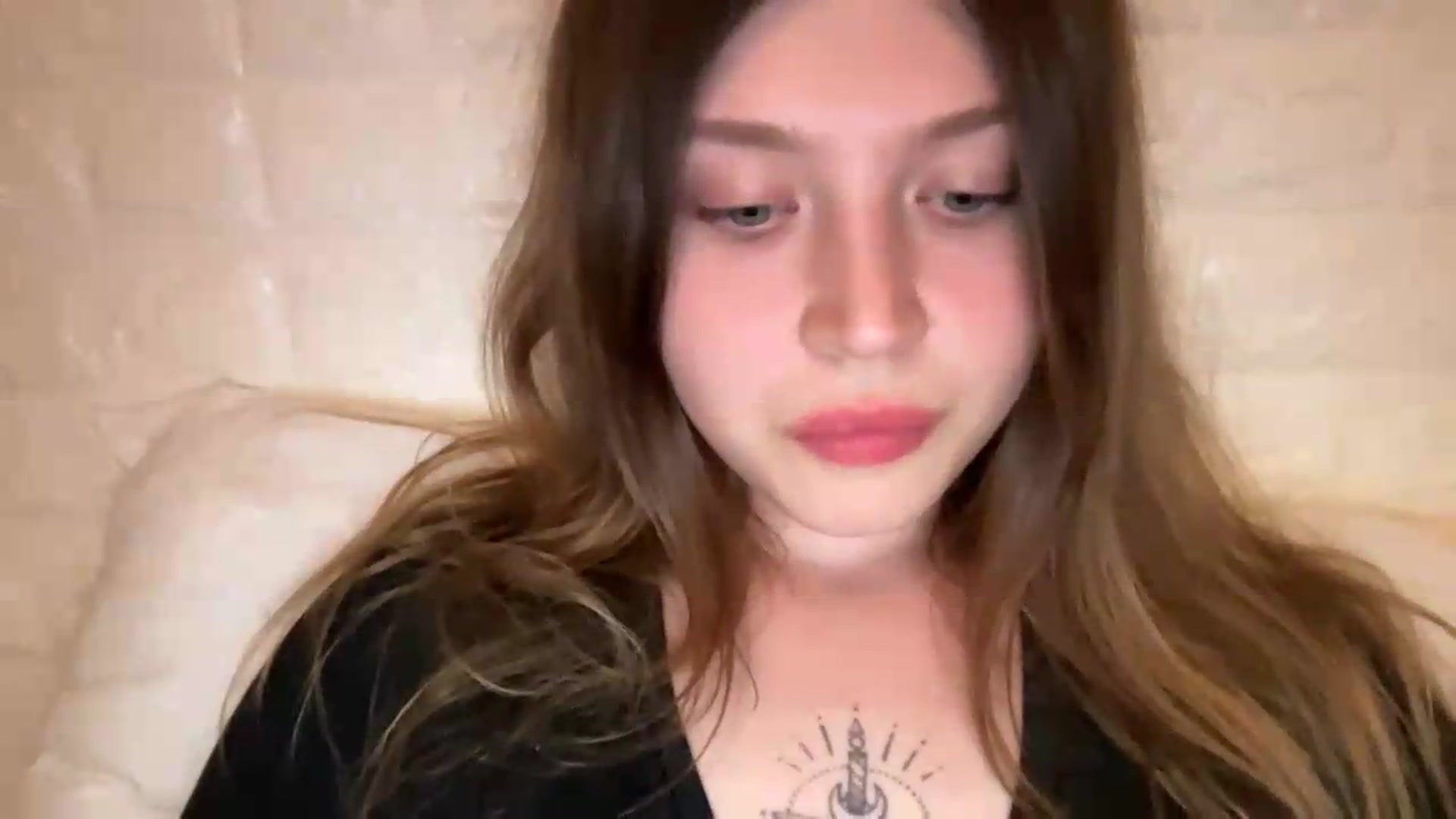 Gallery image thumbnail from BuckwheatLady's myfreecams stream on, 07/21/2026, 21:39 image 5 of 20