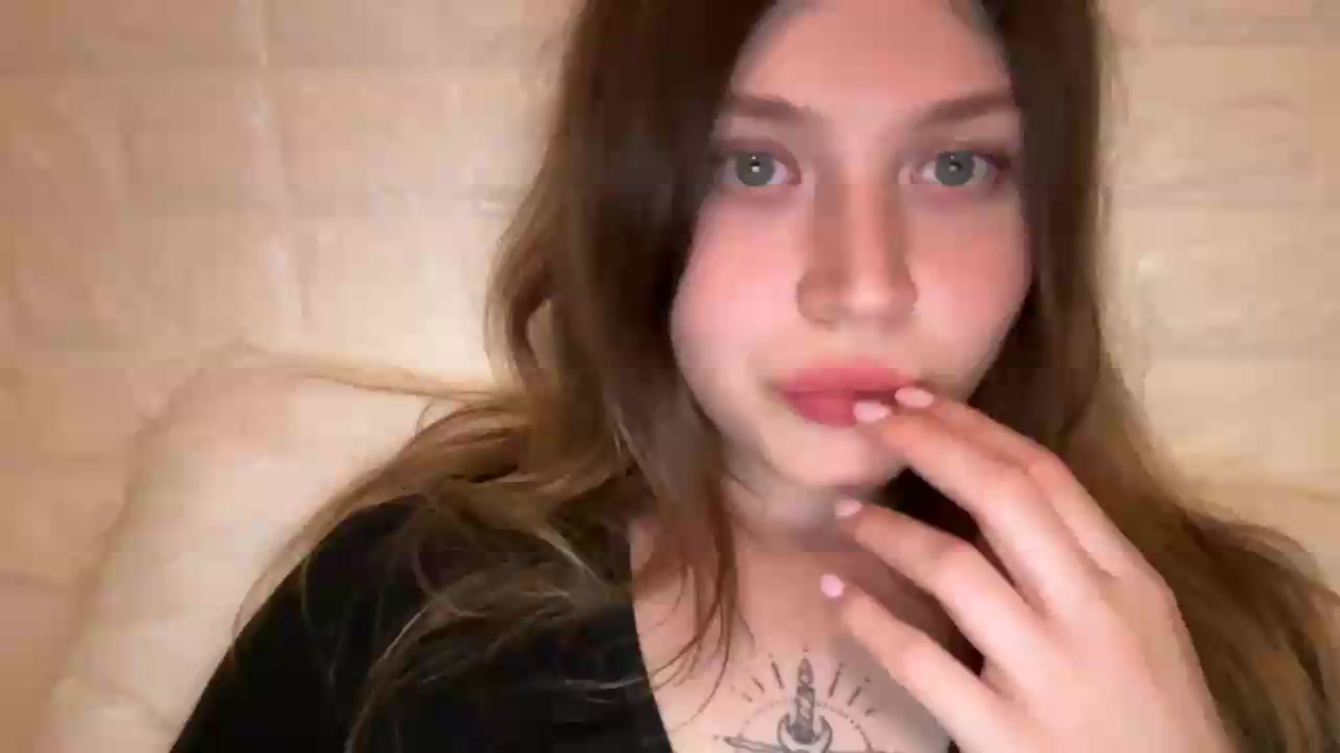 Gallery image thumbnail from BuckwheatLady's myfreecams stream on, 07/21/2026, 21:39 image 15 of 20