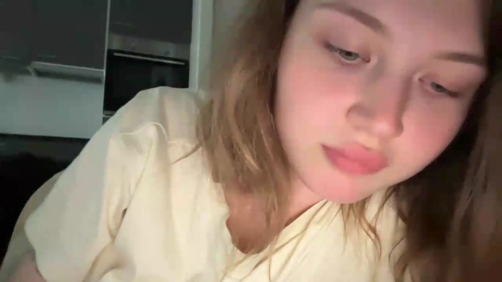 Gallery image thumbnail from BuckwheatLady's myfreecams stream on, 07/27/2026, 10:41 image 19 of 20
