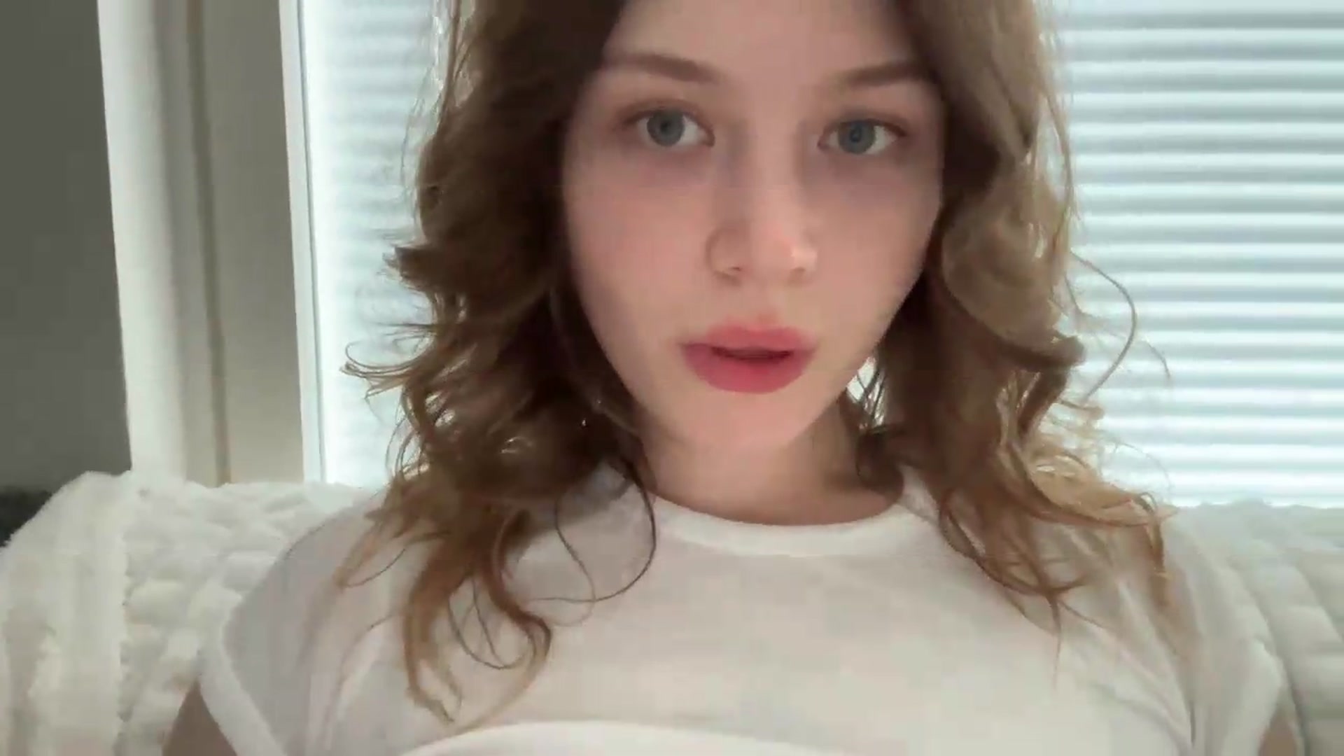 Gallery image thumbnail from BuckwheatLady's myfreecams stream on, 07/29/2026, 08:09 image 2 of 20