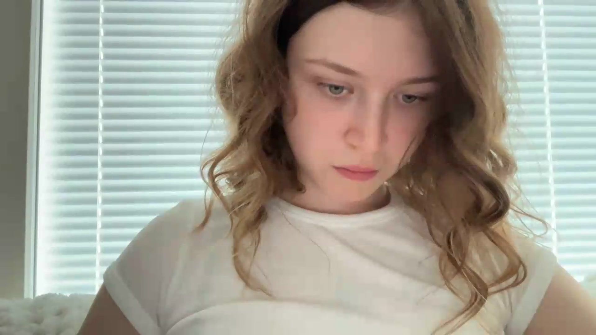 Gallery image thumbnail from BuckwheatLady's myfreecams stream on, 07/29/2026, 08:09 image 13 of 20