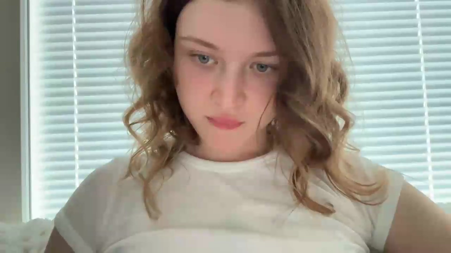 Gallery image thumbnail from BuckwheatLady's myfreecams stream on, 07/29/2026, 08:09 image 15 of 20