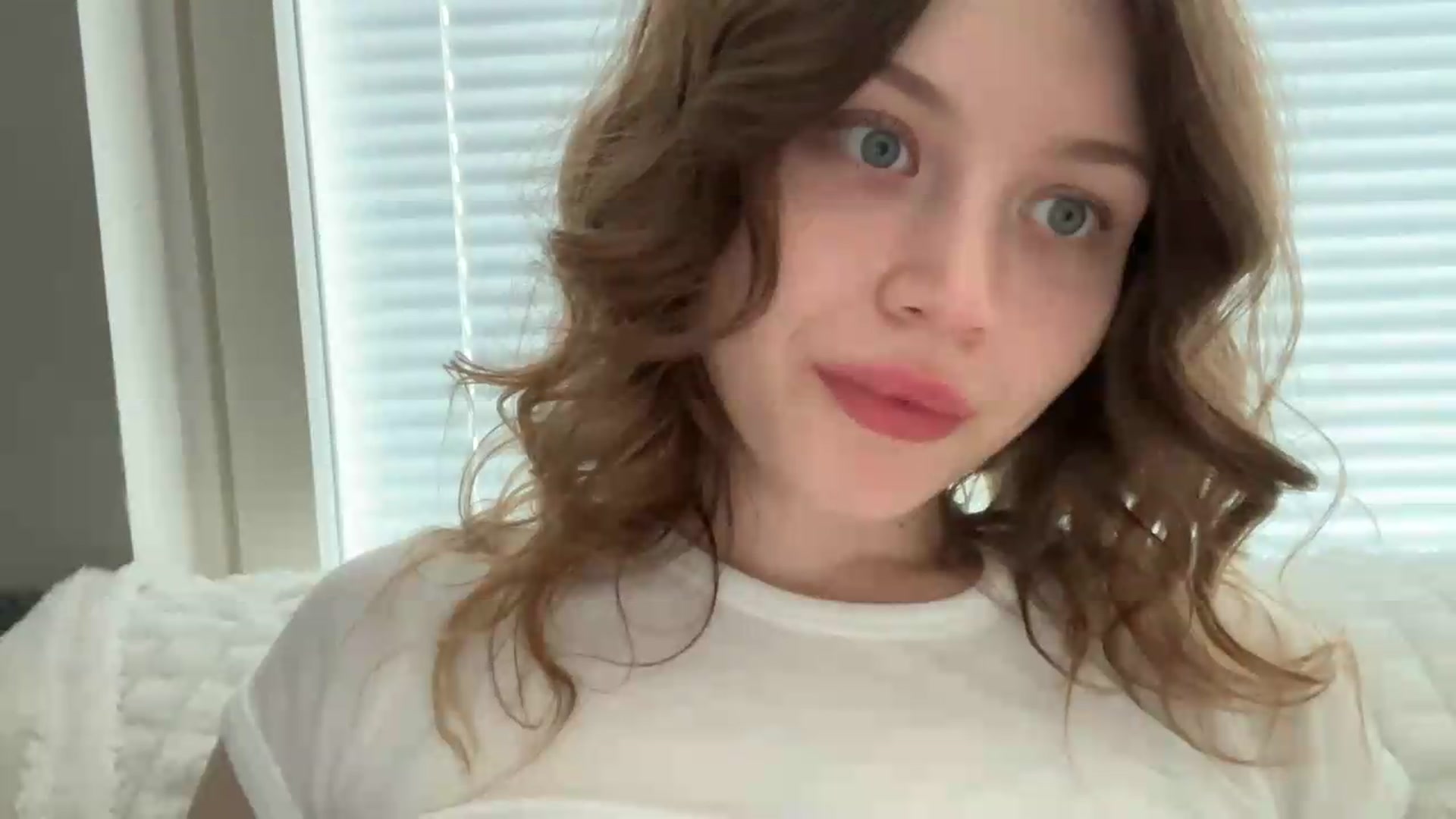 Gallery image thumbnail from BuckwheatLady's myfreecams stream on, 07/29/2026, 08:09 image 4 of 20