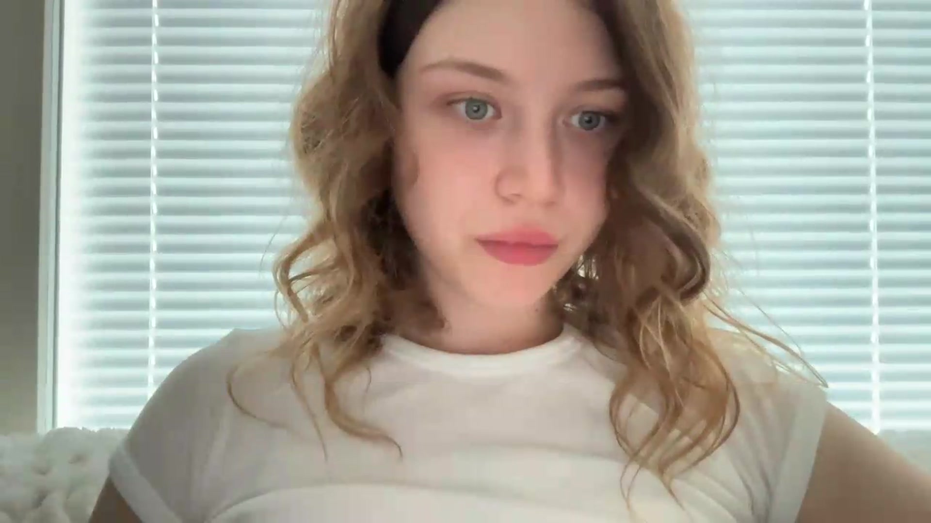 Gallery image thumbnail from BuckwheatLady's myfreecams stream on, 07/29/2026, 08:09 image 20 of 20