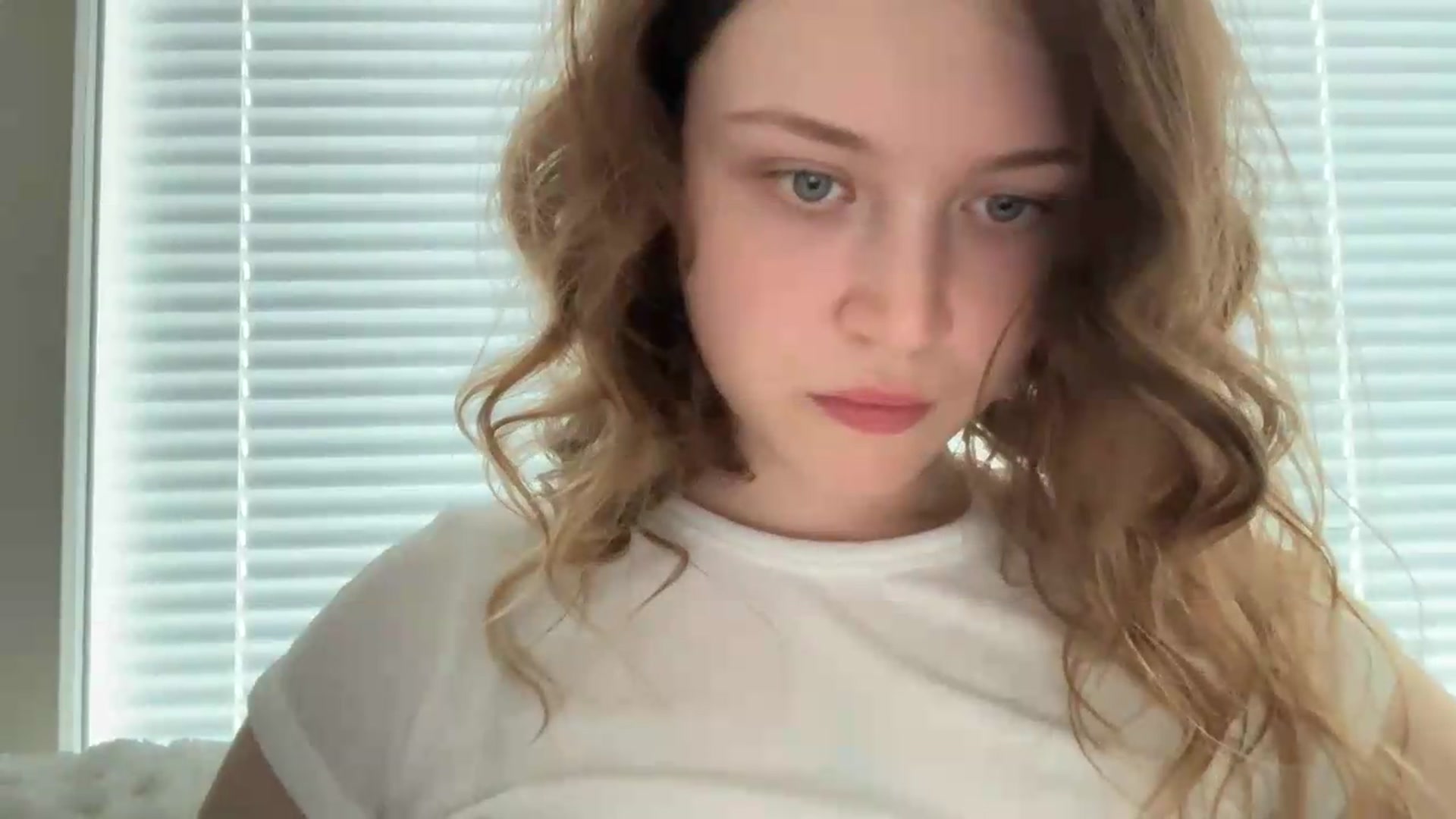 Gallery image thumbnail from BuckwheatLady's myfreecams stream on, 07/29/2026, 08:09 image 12 of 20