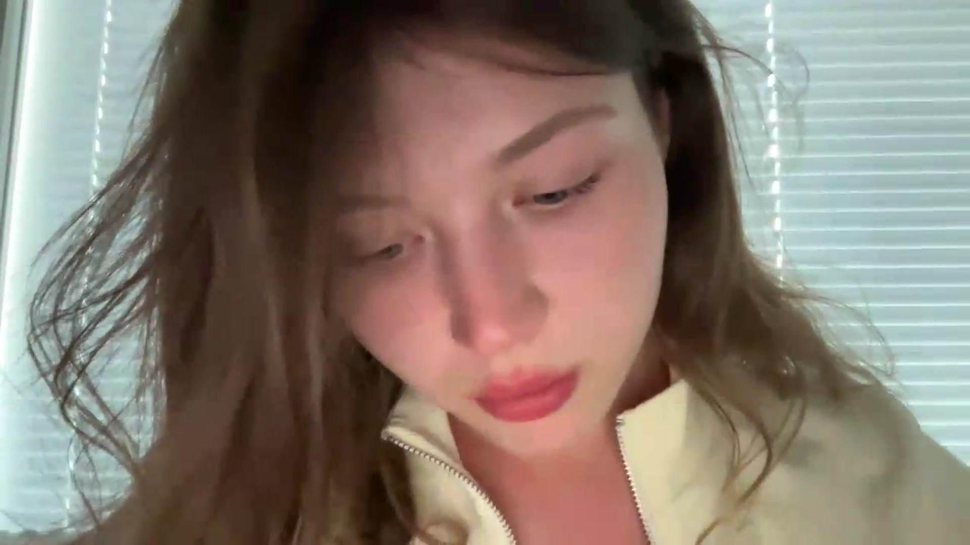 Gallery image thumbnail from BuckwheatLady's myfreecams stream on, 08/04/2026, 14:13 image 15 of 20