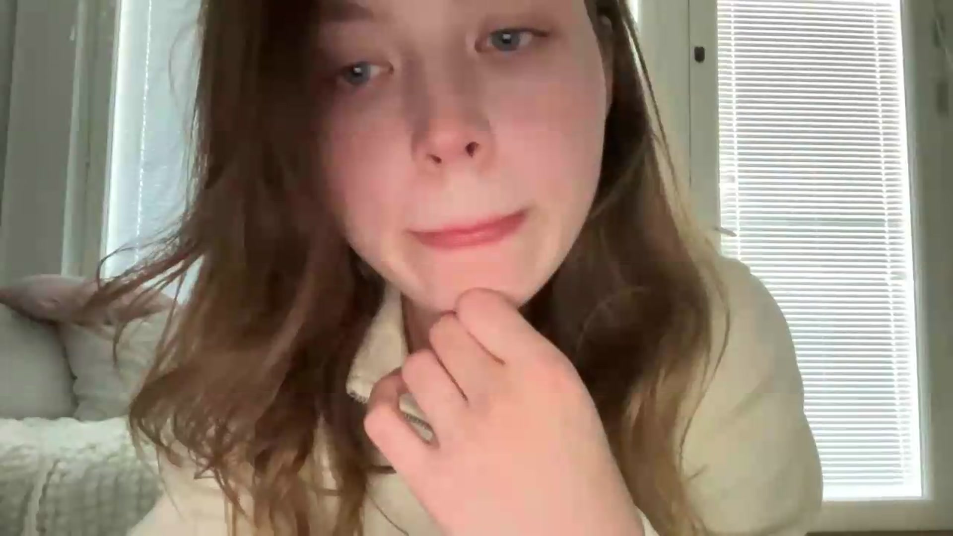 Gallery image thumbnail from BuckwheatLady's myfreecams stream on, 08/04/2026, 14:13 image 14 of 20