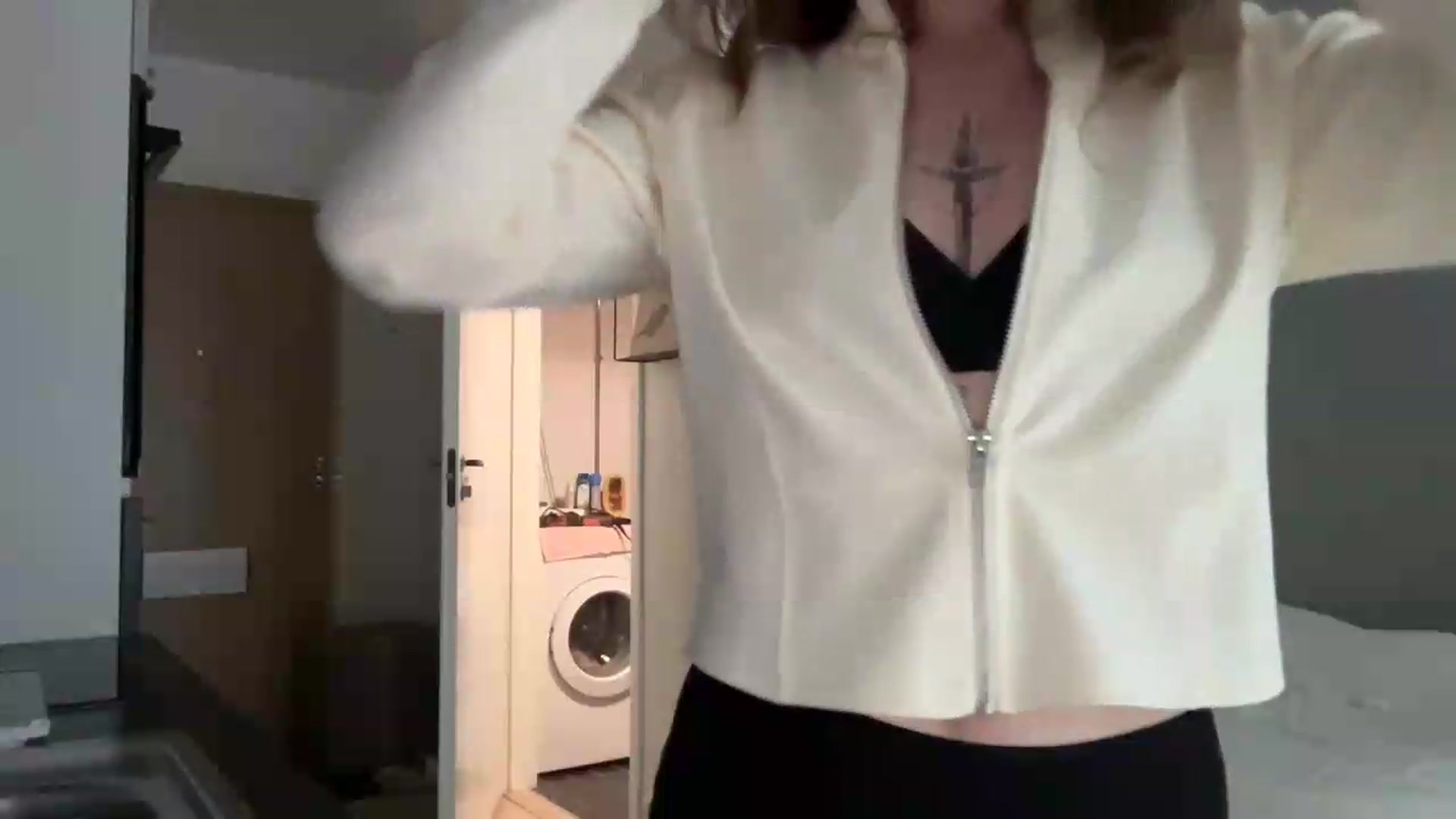 Gallery image thumbnail from BuckwheatLady's myfreecams stream on, 08/04/2026, 14:13 image 6 of 20