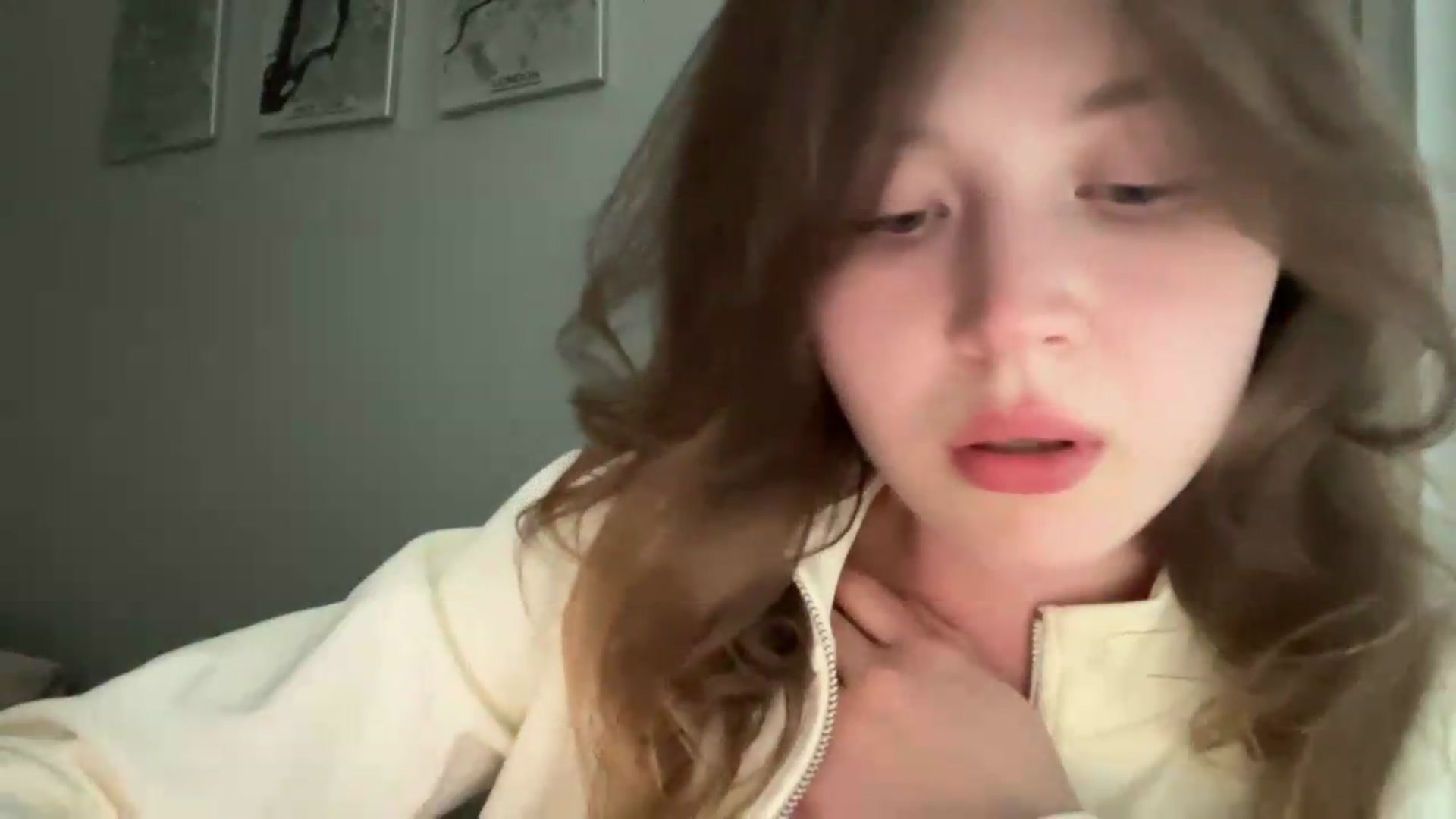 Gallery image thumbnail from BuckwheatLady's myfreecams stream on, 08/04/2026, 14:13 image 17 of 20