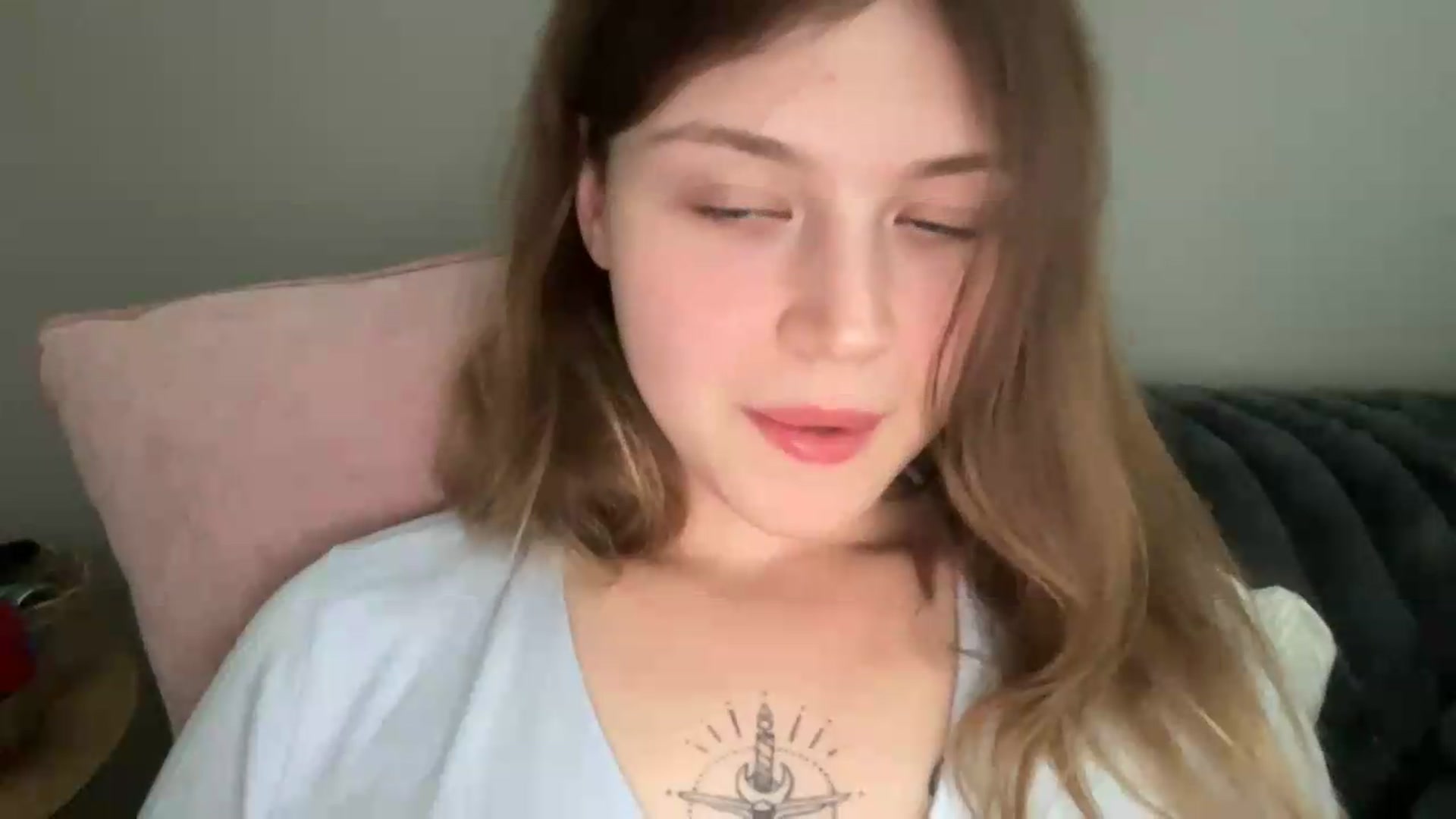 Gallery image thumbnail from BuckwheatLady's myfreecams stream on, 08/09/2026, 11:56 image 11 of 20