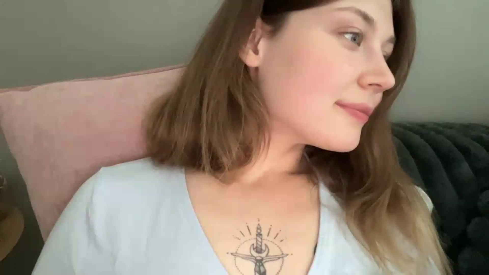 Gallery image thumbnail from BuckwheatLady's myfreecams stream on, 08/09/2026, 11:56 image 16 of 20
