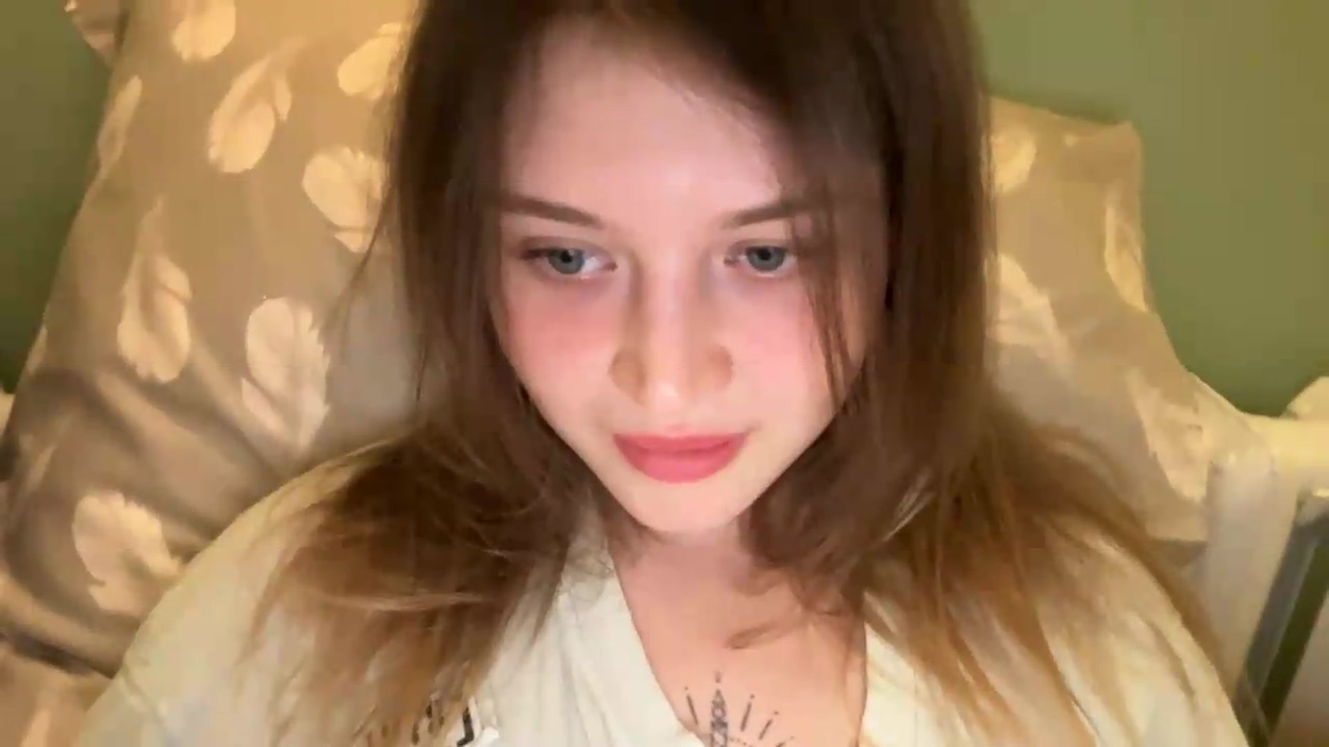 Gallery image thumbnail from BuckwheatLady's myfreecams stream on, 08/15/2026, 19:34 image 7 of 20