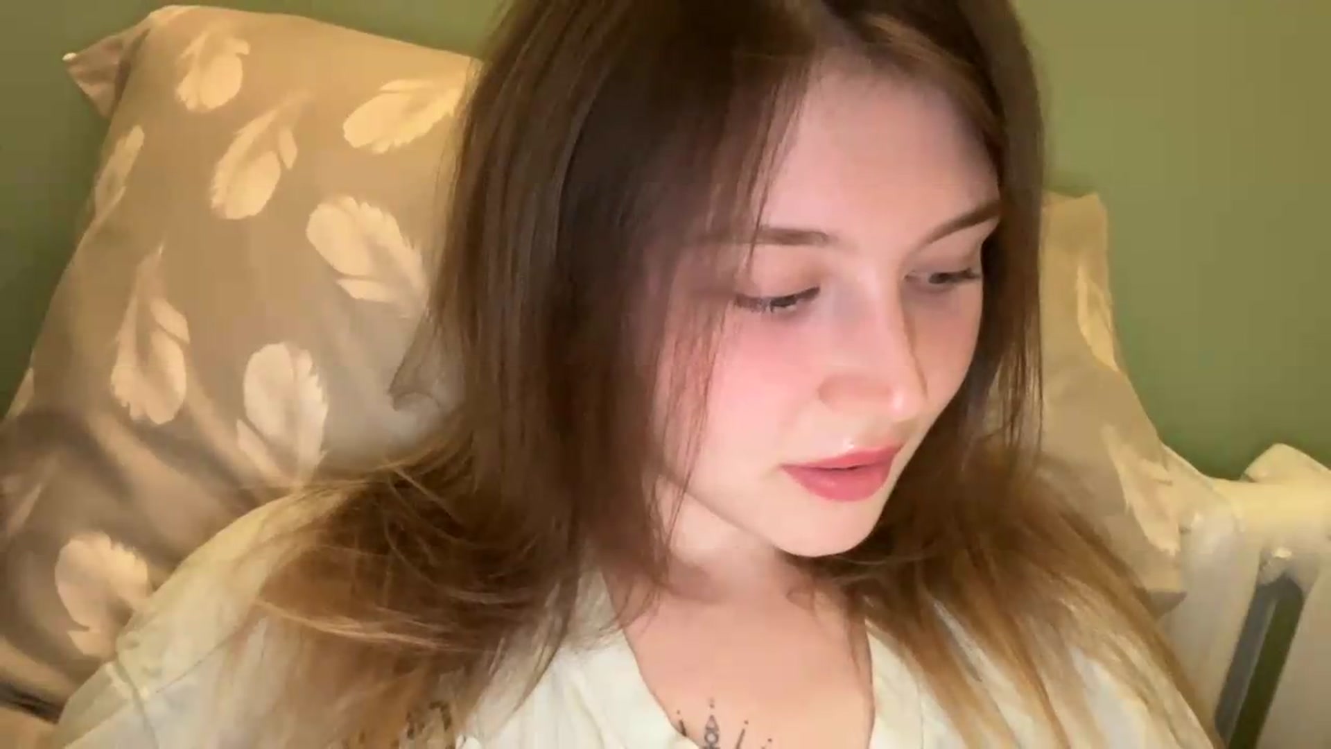 Gallery image thumbnail from BuckwheatLady's myfreecams stream on, 08/15/2026, 19:34 image 5 of 20