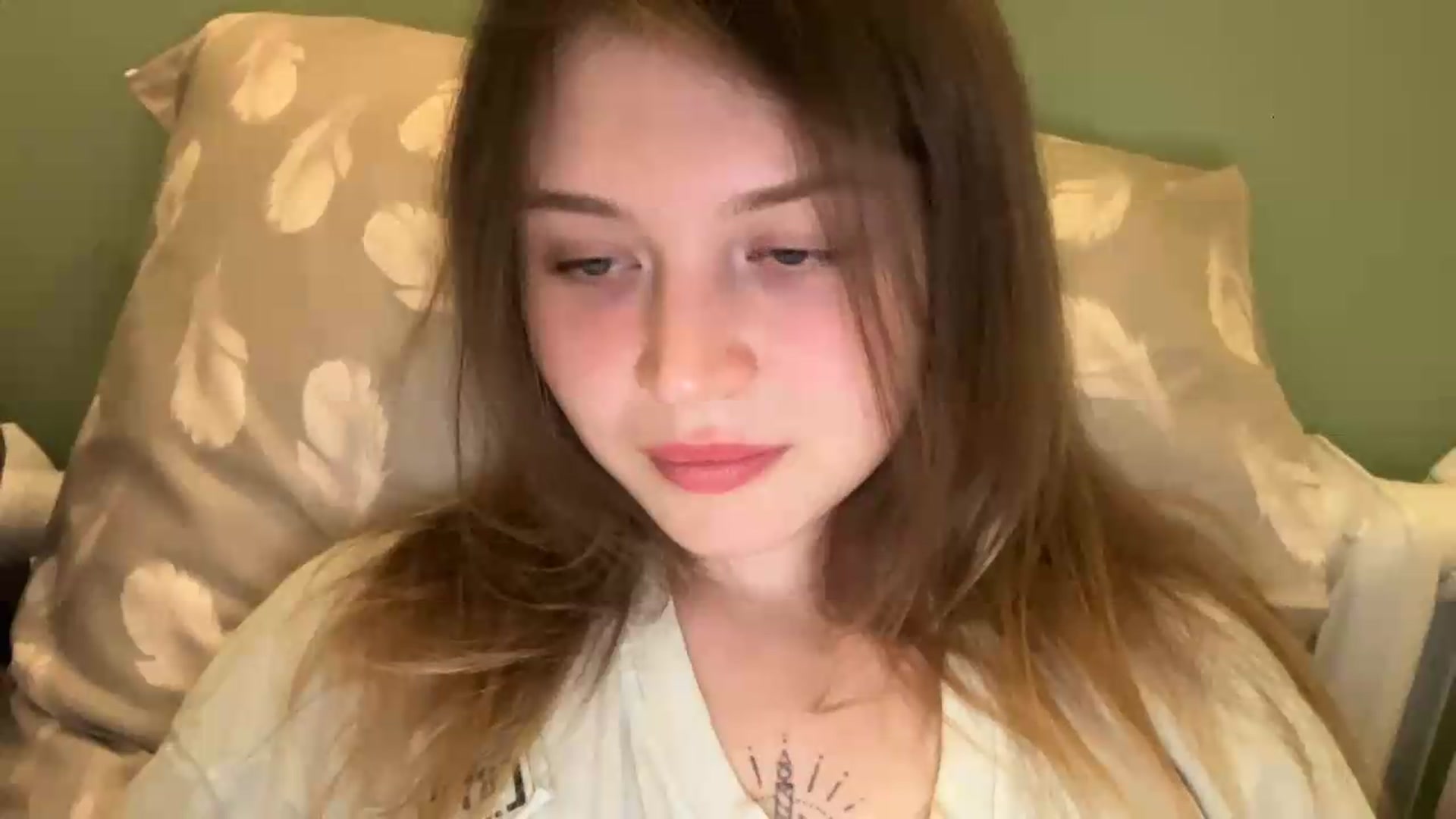 Gallery image thumbnail from BuckwheatLady's myfreecams stream on, 08/15/2026, 19:34 image 8 of 20