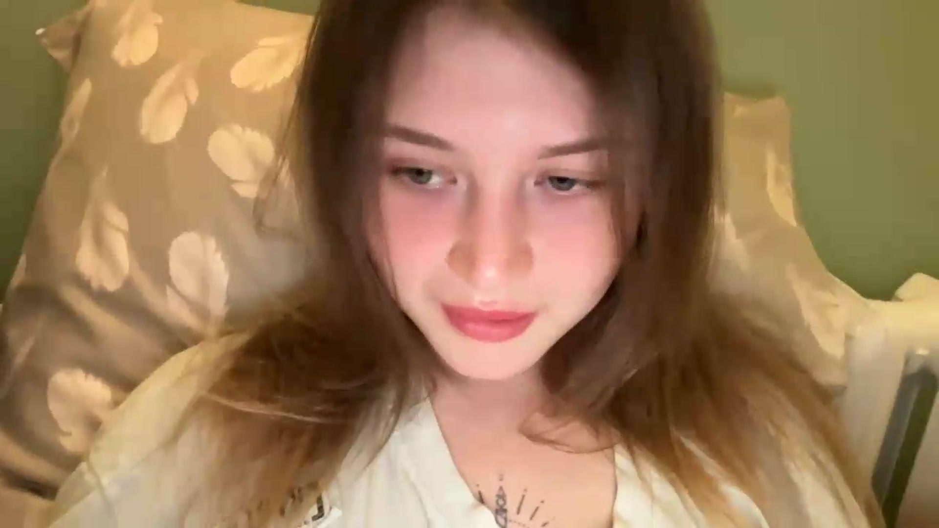 Gallery image thumbnail from BuckwheatLady's myfreecams stream on, 08/15/2026, 19:34 image 4 of 20