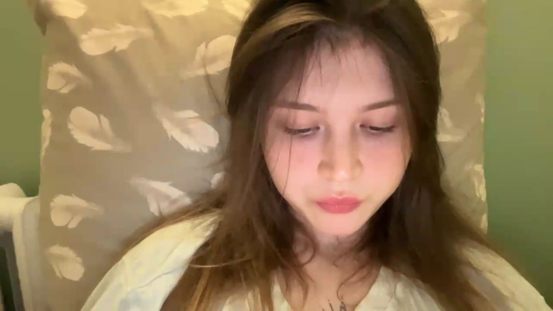 Gallery image thumbnail from BuckwheatLady's myfreecams stream on, 08/16/2026, 19:45 image 17 of 20
