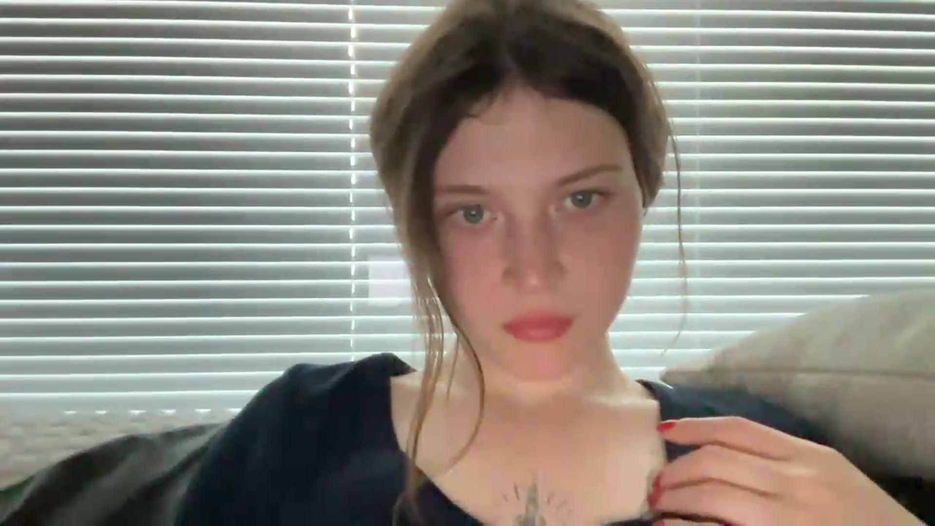 Gallery image thumbnail from BuckwheatLady's myfreecams stream on, 08/21/2026, 14:08 image 17 of 20