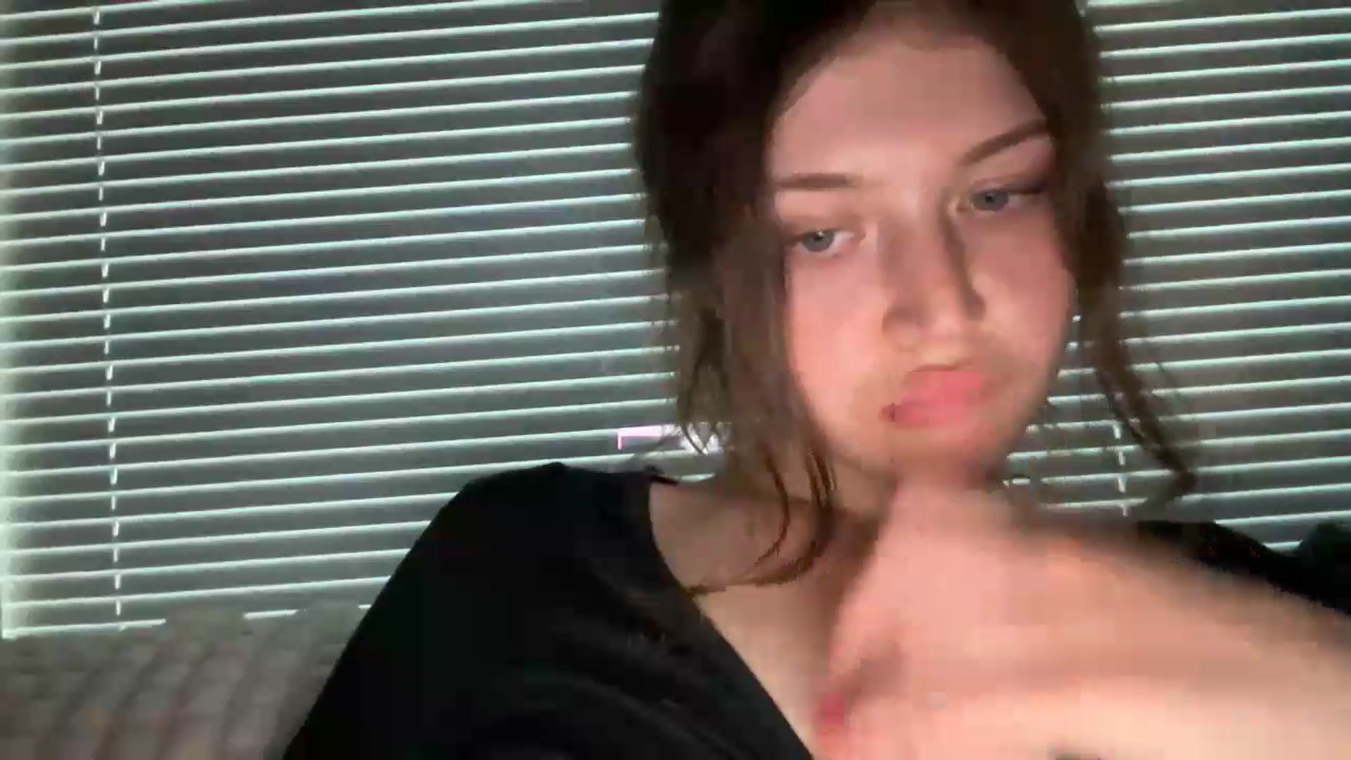 Gallery image thumbnail from BuckwheatLady's myfreecams stream on, 08/22/2026, 16:51 image 9 of 20