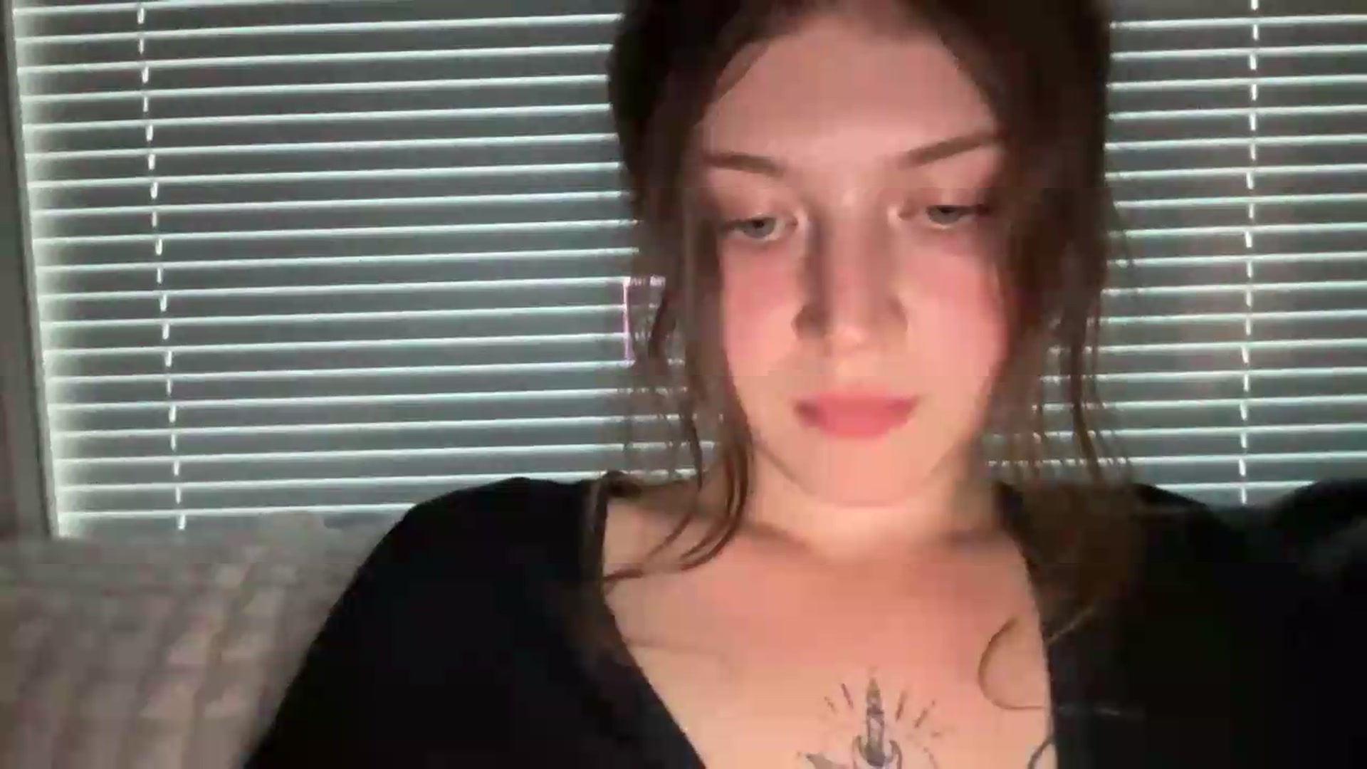 Gallery image thumbnail from BuckwheatLady's myfreecams stream on, 08/22/2026, 16:51 image 17 of 20