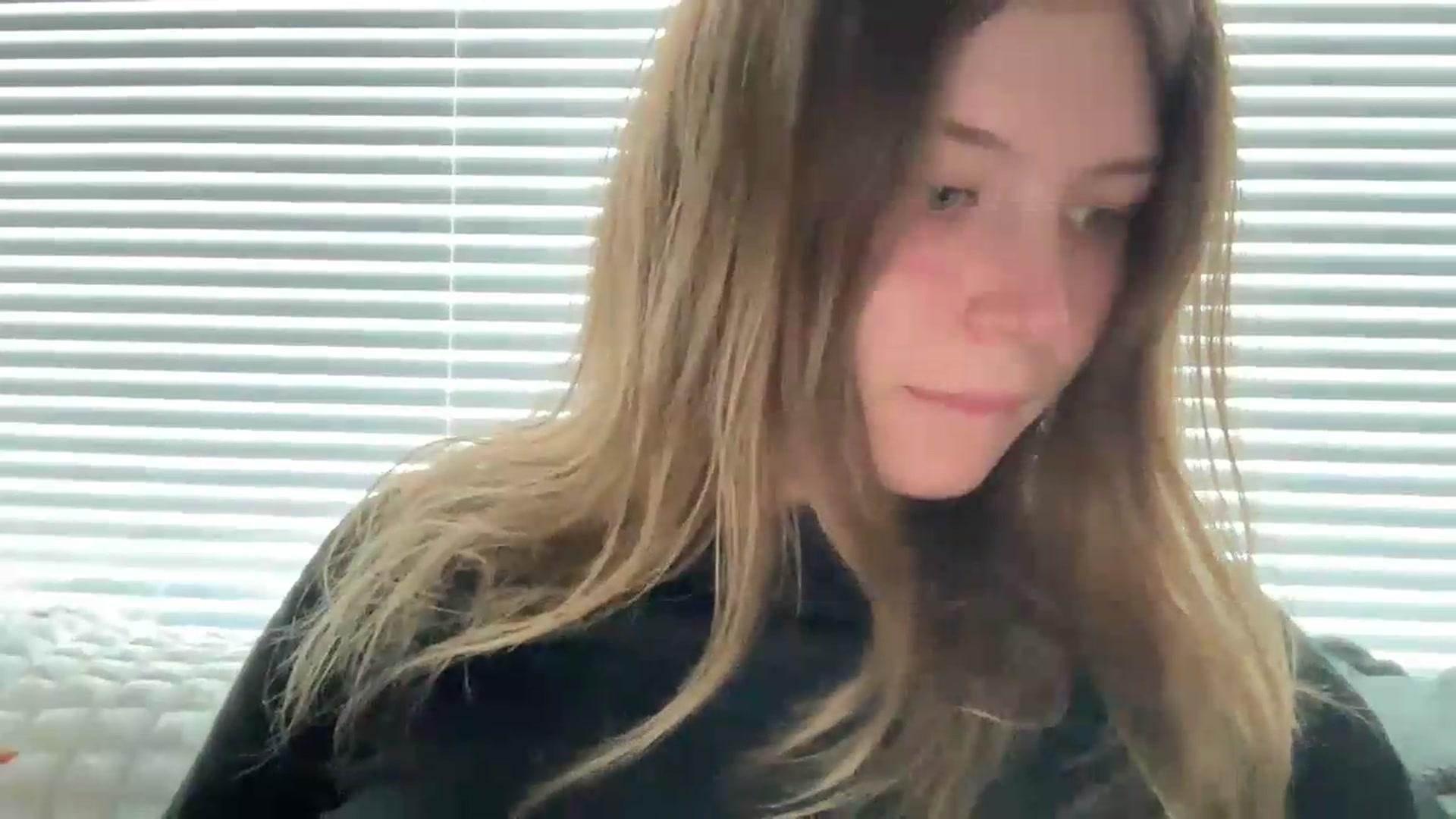 Gallery image thumbnail from BuckwheatLady's myfreecams stream on, 08/24/2026, 09:21 image 15 of 20