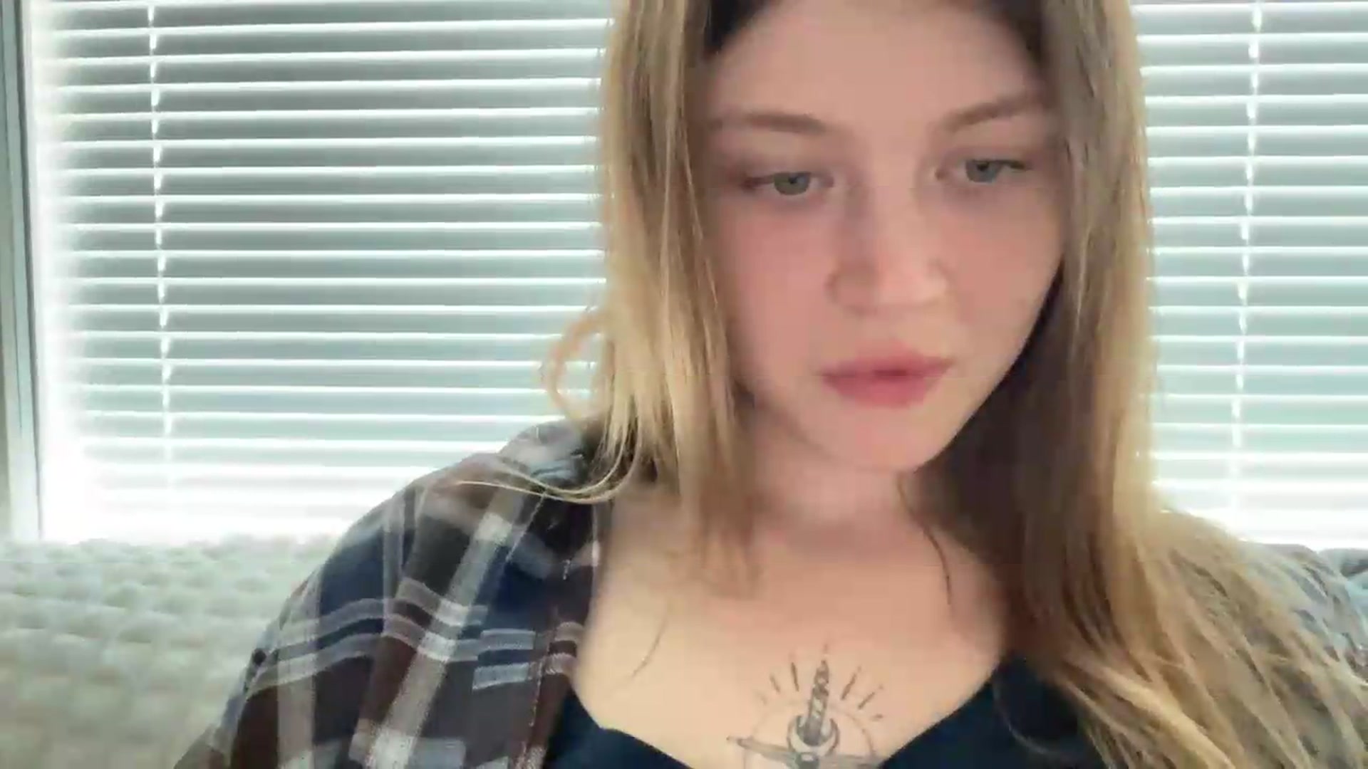 Gallery image thumbnail from BuckwheatLady's myfreecams stream on, 08/25/2026, 09:00 image 18 of 20