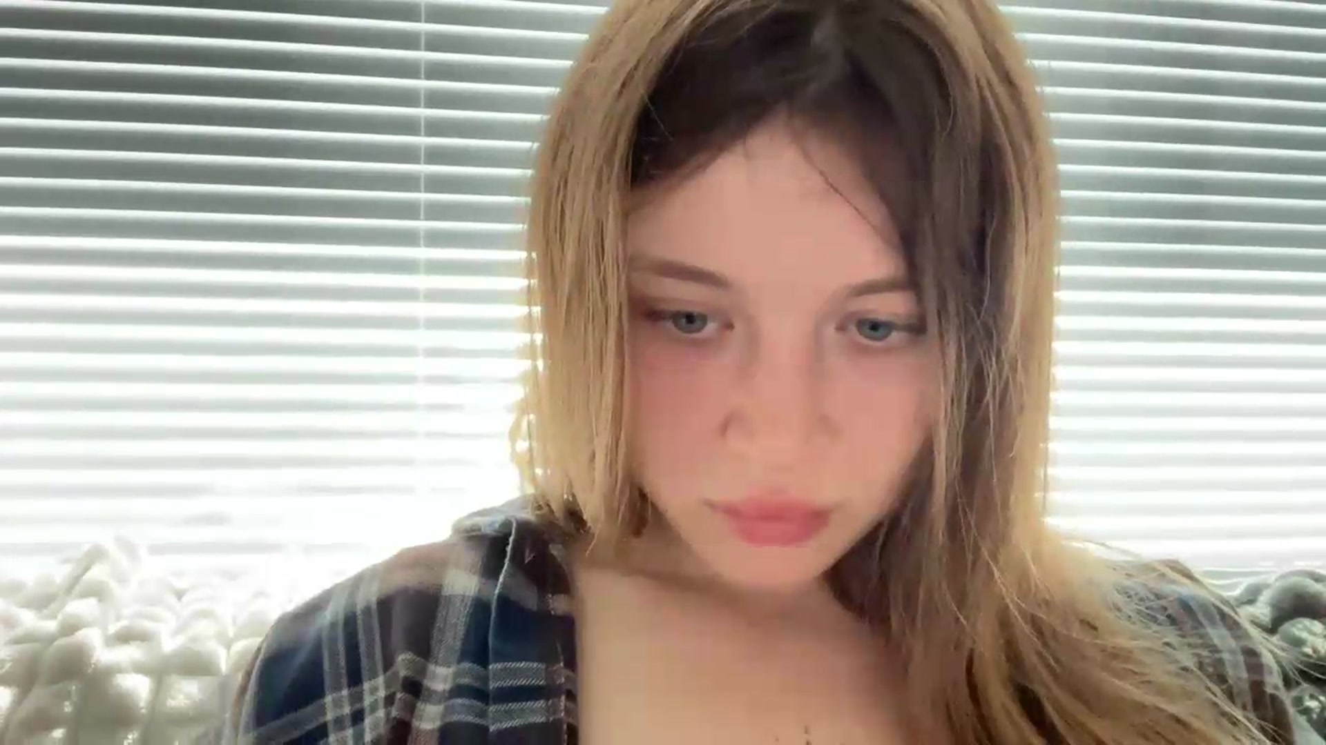 Gallery image thumbnail from BuckwheatLady's myfreecams stream on, 08/25/2026, 09:00 image 8 of 20