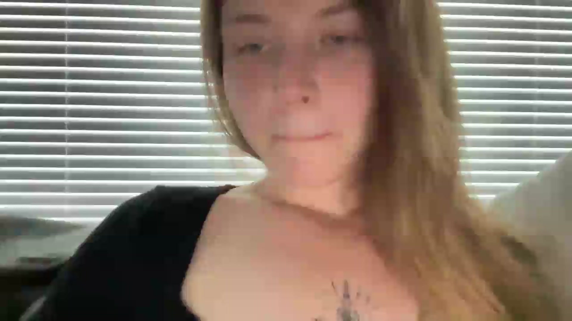 Gallery image thumbnail from BuckwheatLady's myfreecams stream on, 08/26/2026, 17:57 image 11 of 20