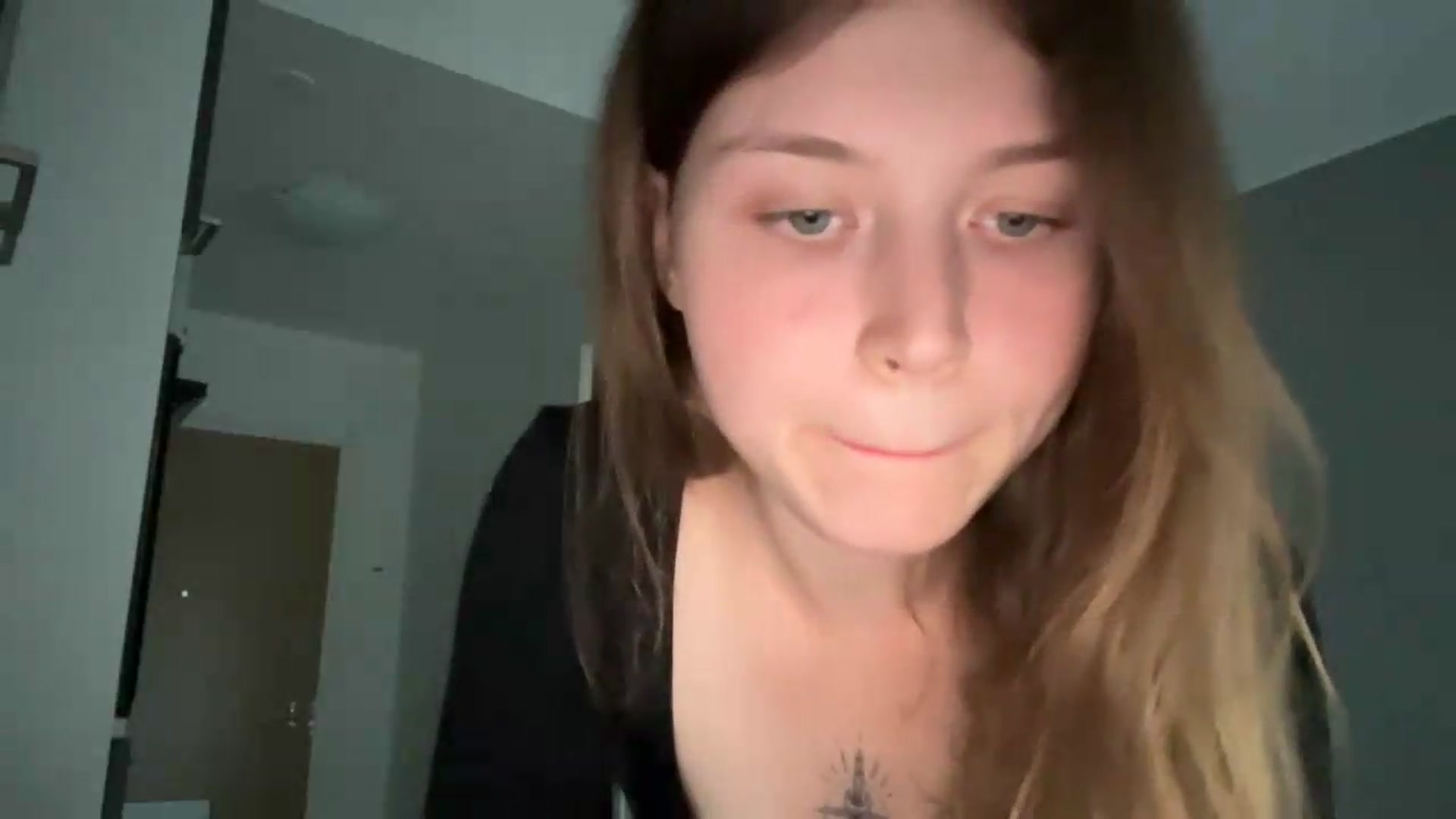 Gallery image thumbnail from BuckwheatLady's myfreecams stream on, 08/26/2026, 17:57 image 8 of 20