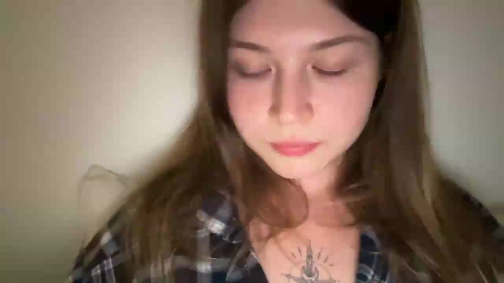 Gallery image thumbnail from BuckwheatLady's myfreecams stream on, 08/27/2026, 18:05 image 2 of 20