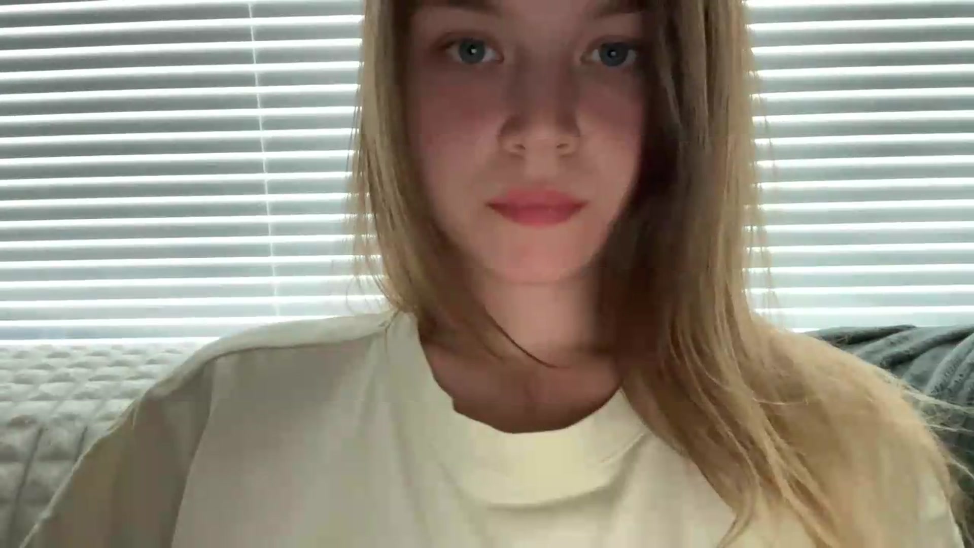 Gallery image thumbnail from BuckwheatLady's myfreecams stream on, 08/28/2026, 12:42 image 17 of 20