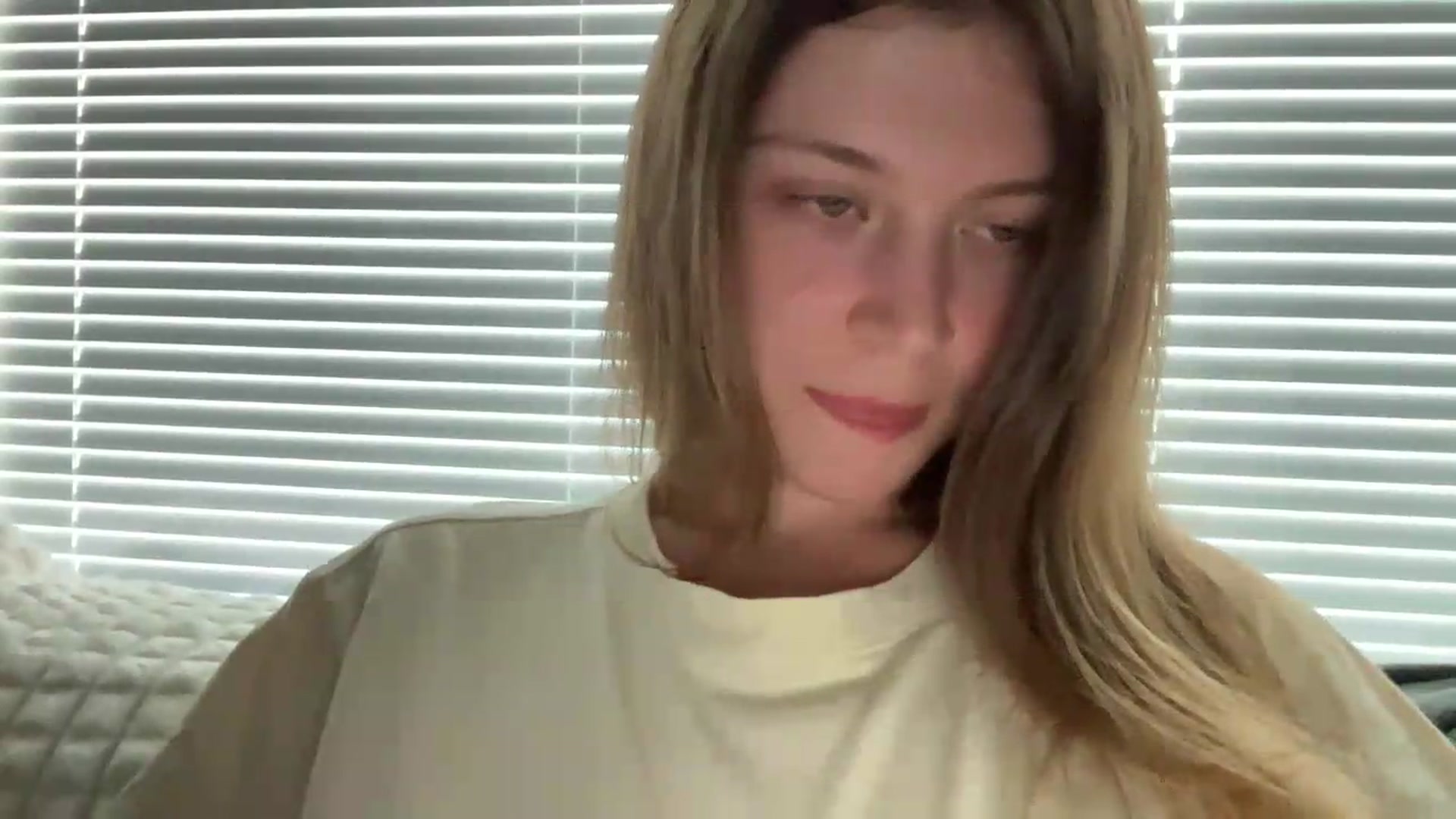 Gallery image thumbnail from BuckwheatLady's myfreecams stream on, 08/28/2026, 12:42 image 12 of 20