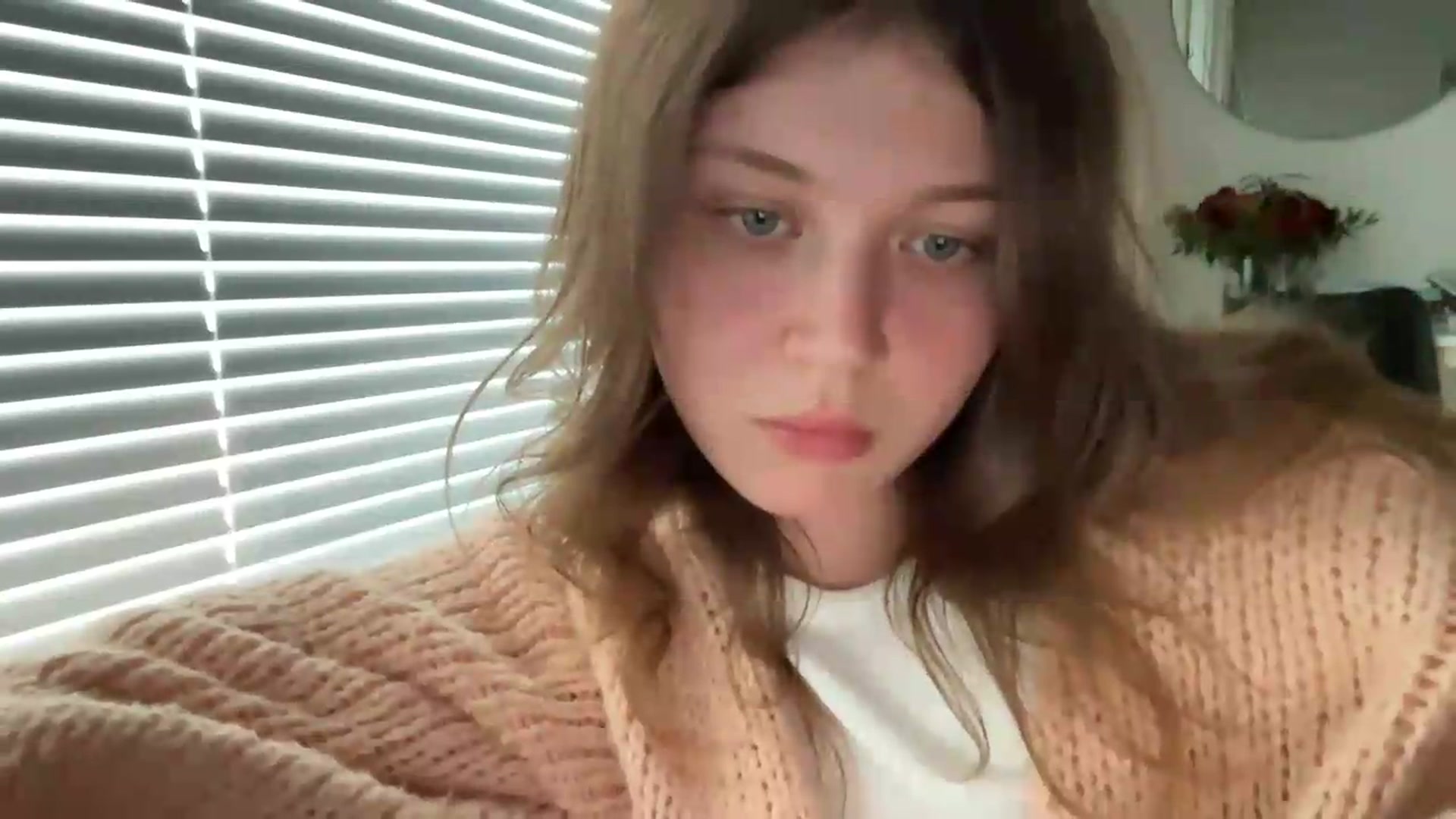 Gallery image thumbnail from BuckwheatLady's myfreecams stream on, 08/29/2026, 12:49 image 16 of 20