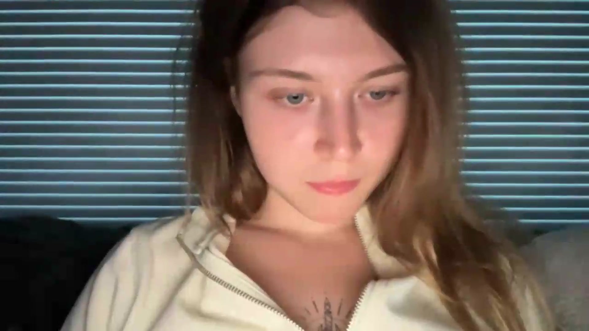 Gallery image thumbnail from BuckwheatLady's myfreecams stream on, 08/30/2026, 17:33 image 10 of 20
