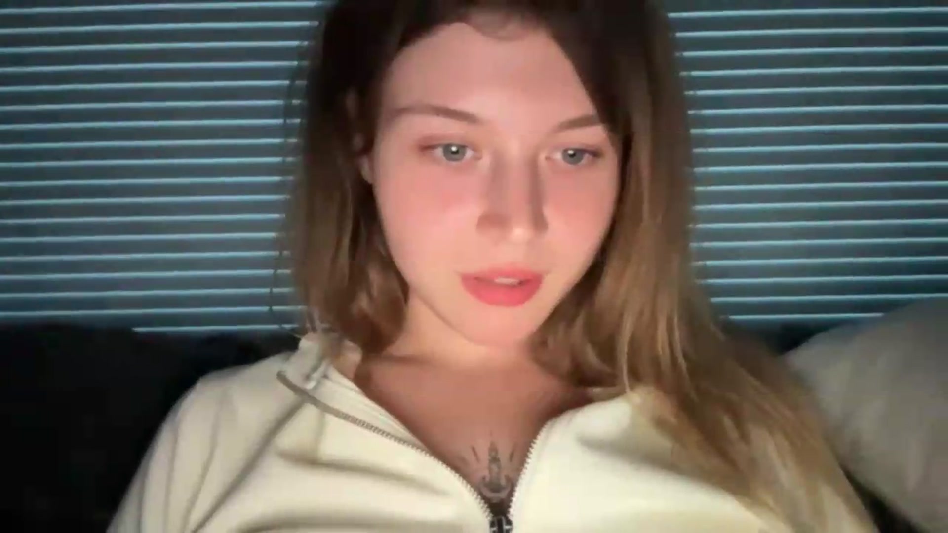 Gallery image thumbnail from BuckwheatLady's myfreecams stream on, 08/30/2026, 17:33 image 18 of 20