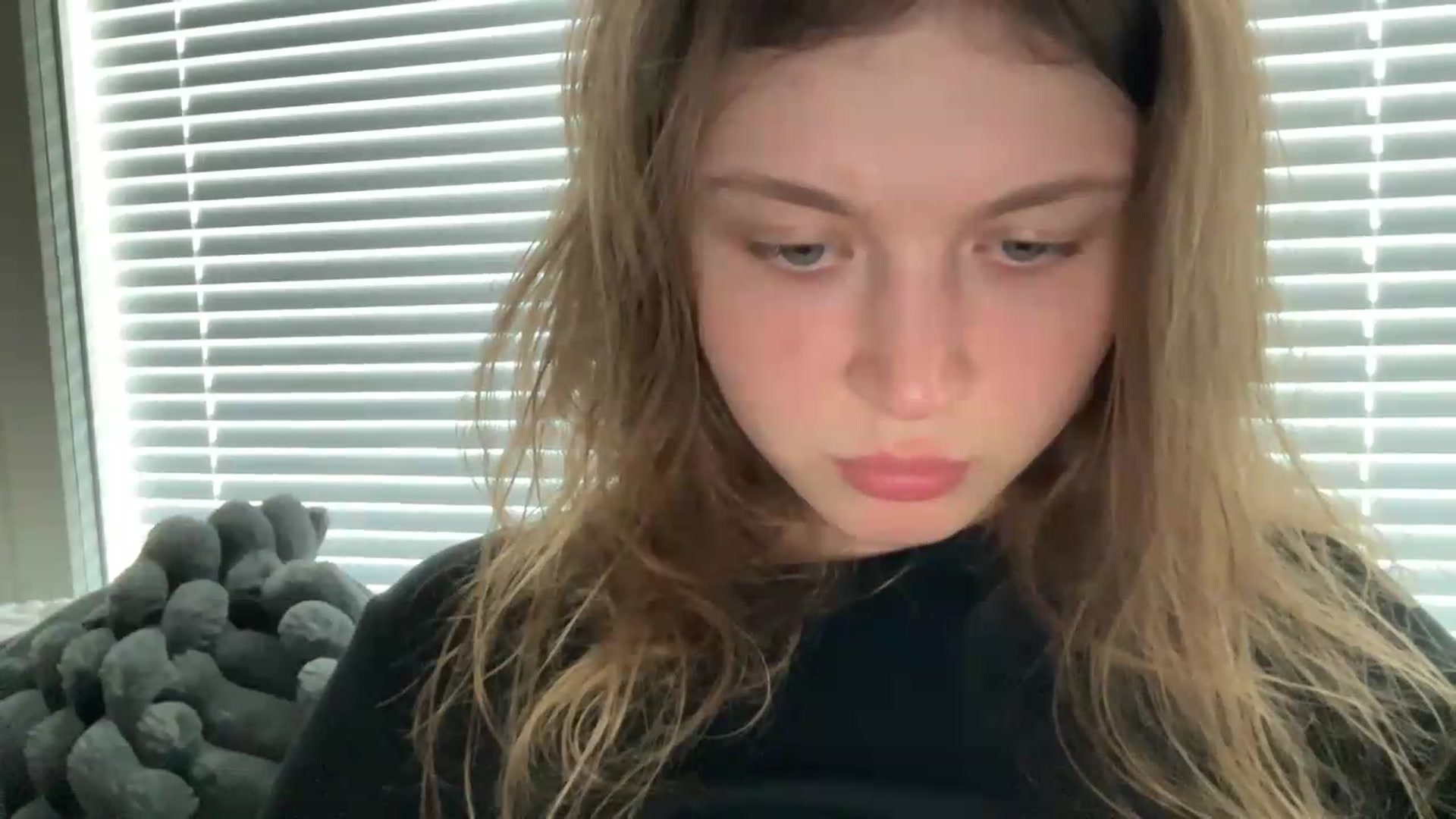 Gallery image thumbnail from BuckwheatLady's myfreecams stream on, 09/01/2026, 12:56 image 8 of 20