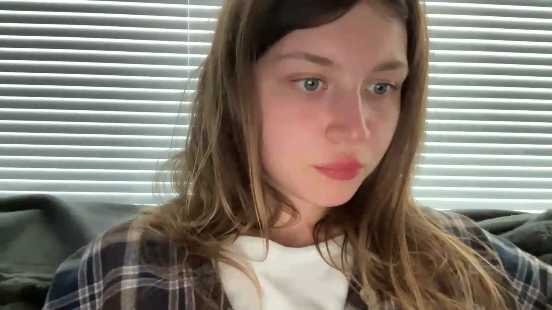 Gallery image thumbnail from BuckwheatLady's myfreecams stream on, 09/02/2026, 13:19 image 13 of 20